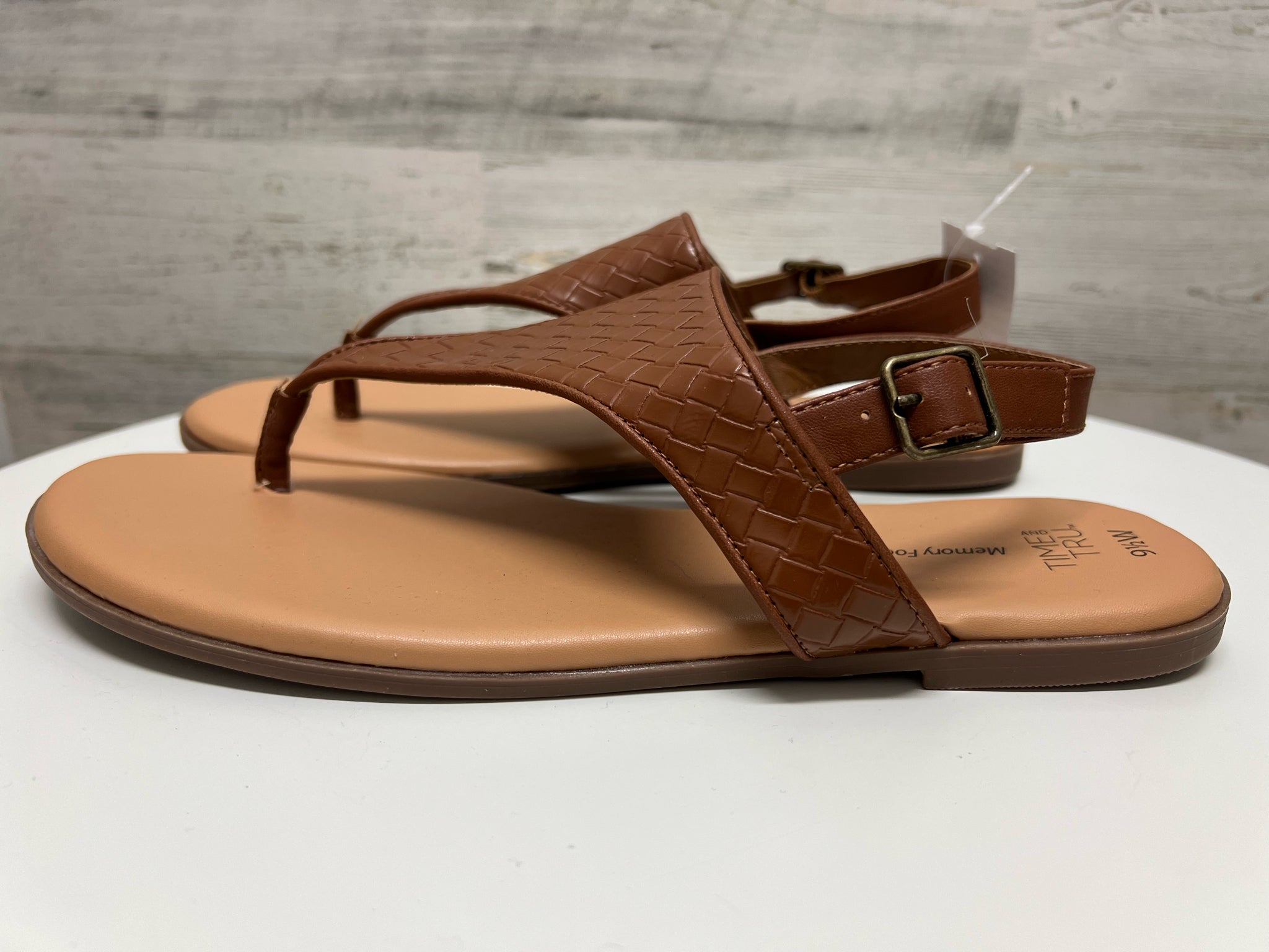 Time & True Shoes/Footwear 9.5W SHOES
