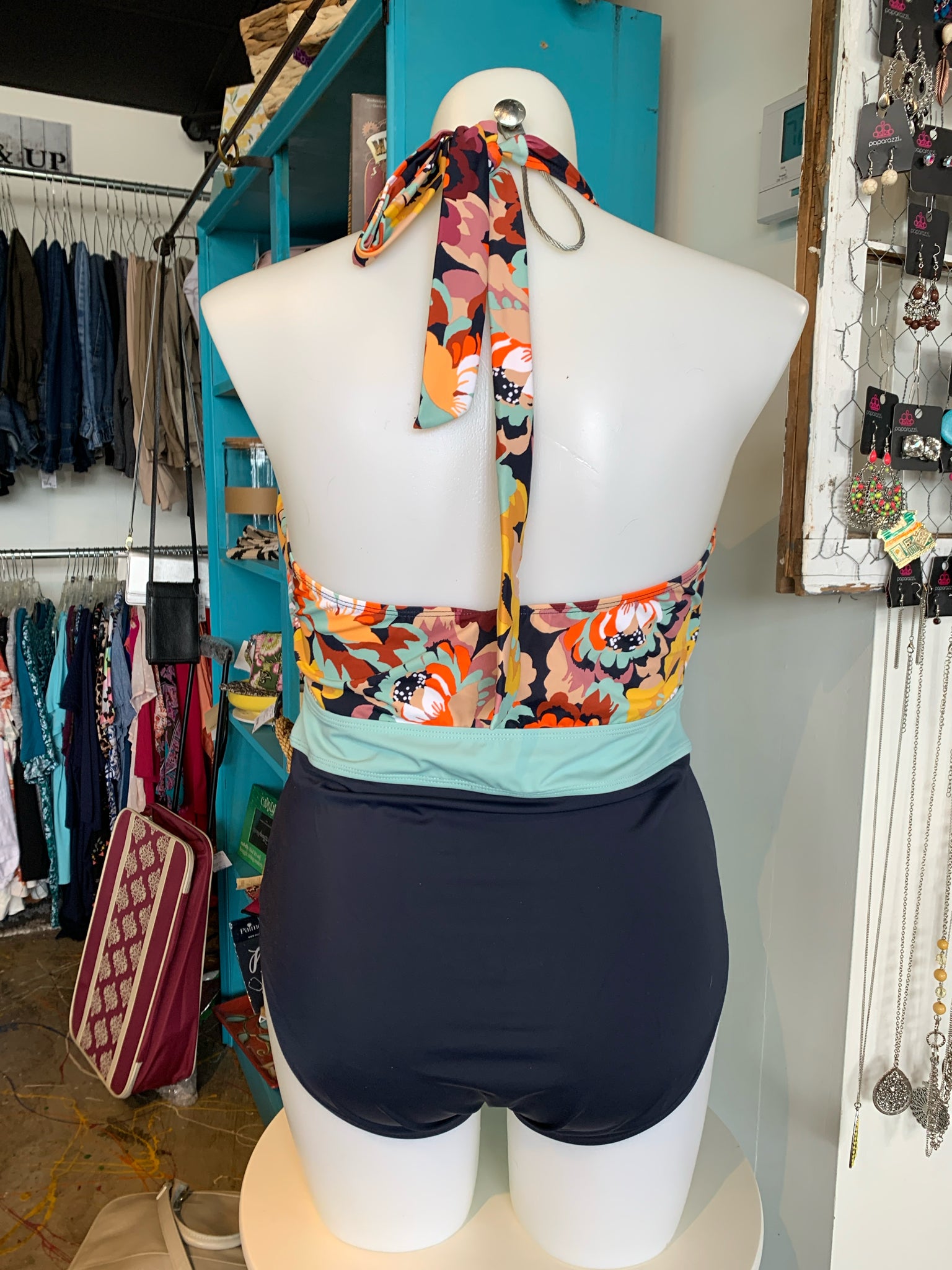 G.I.L.I Plus Swimwear Size 16 Swimsuit