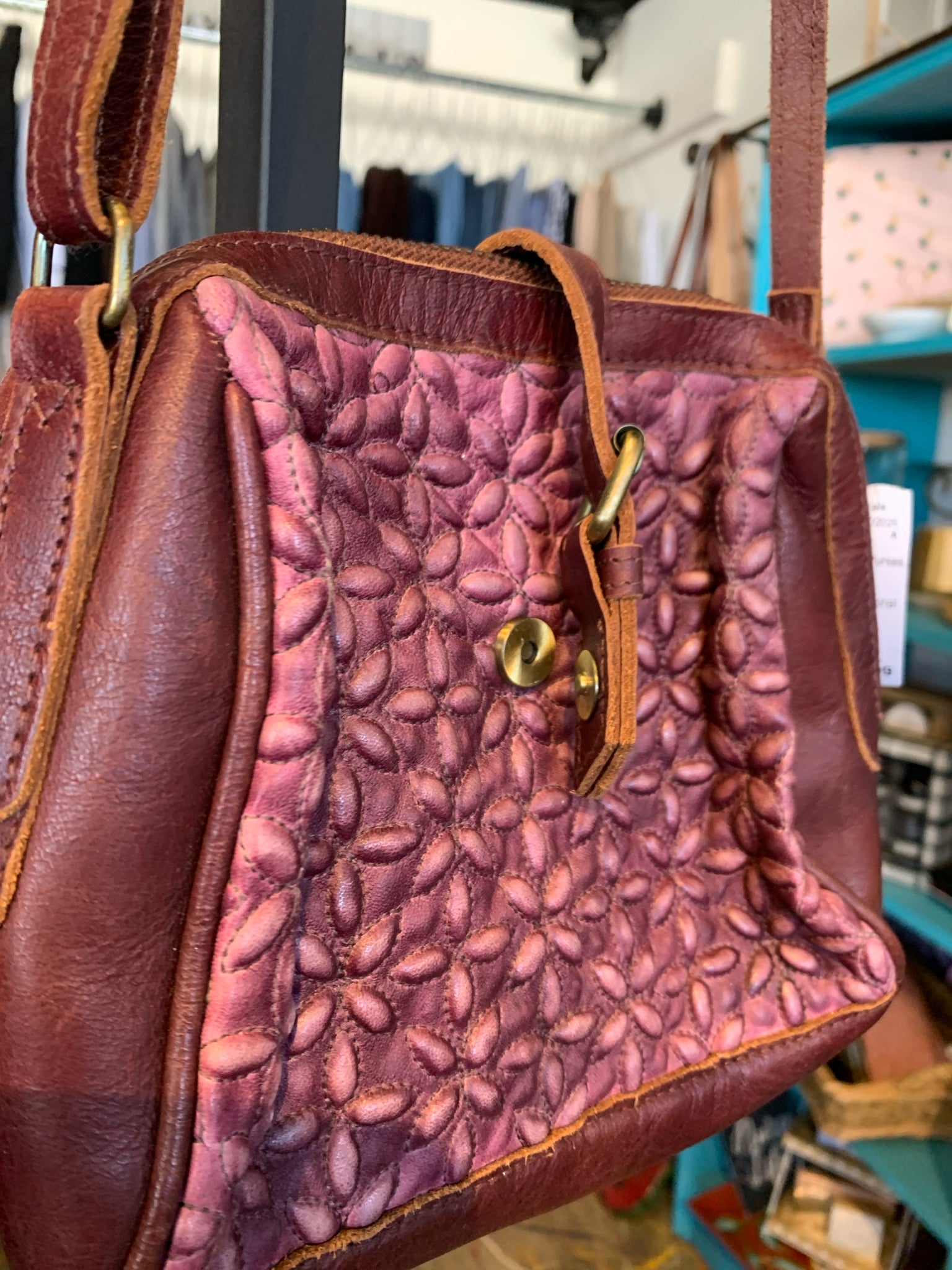 Anabaglish Brown Purse