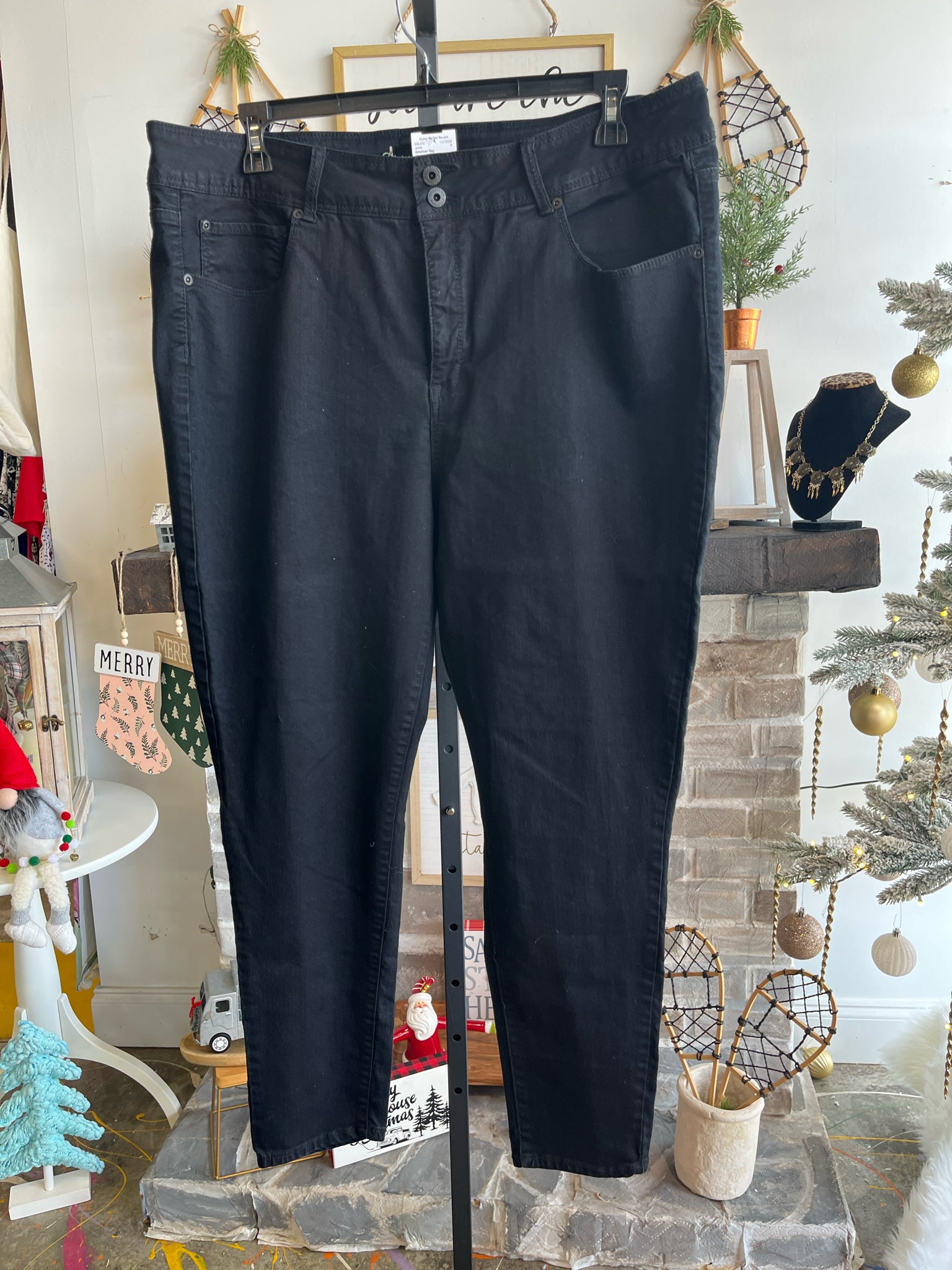 American Rag Plus Bottoms Size 24W Jeans