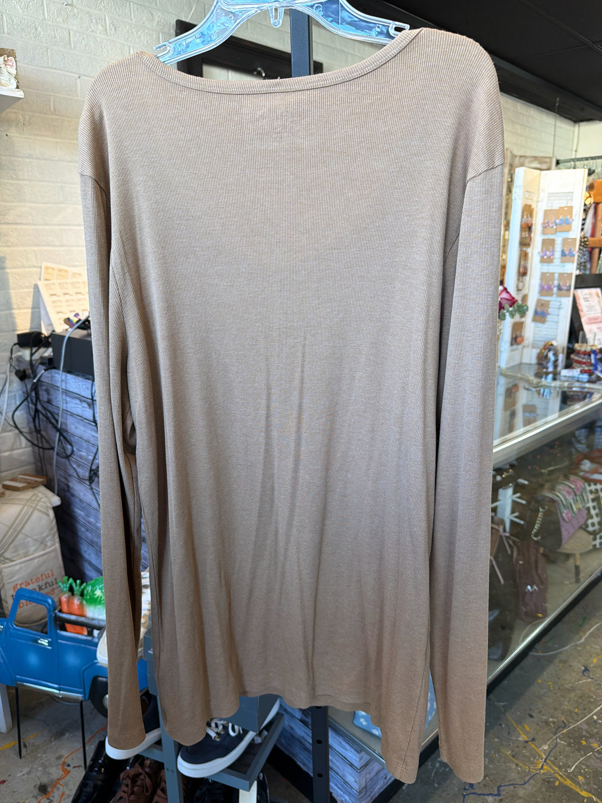 Time & True Plus Tops Size 22 Shirt
