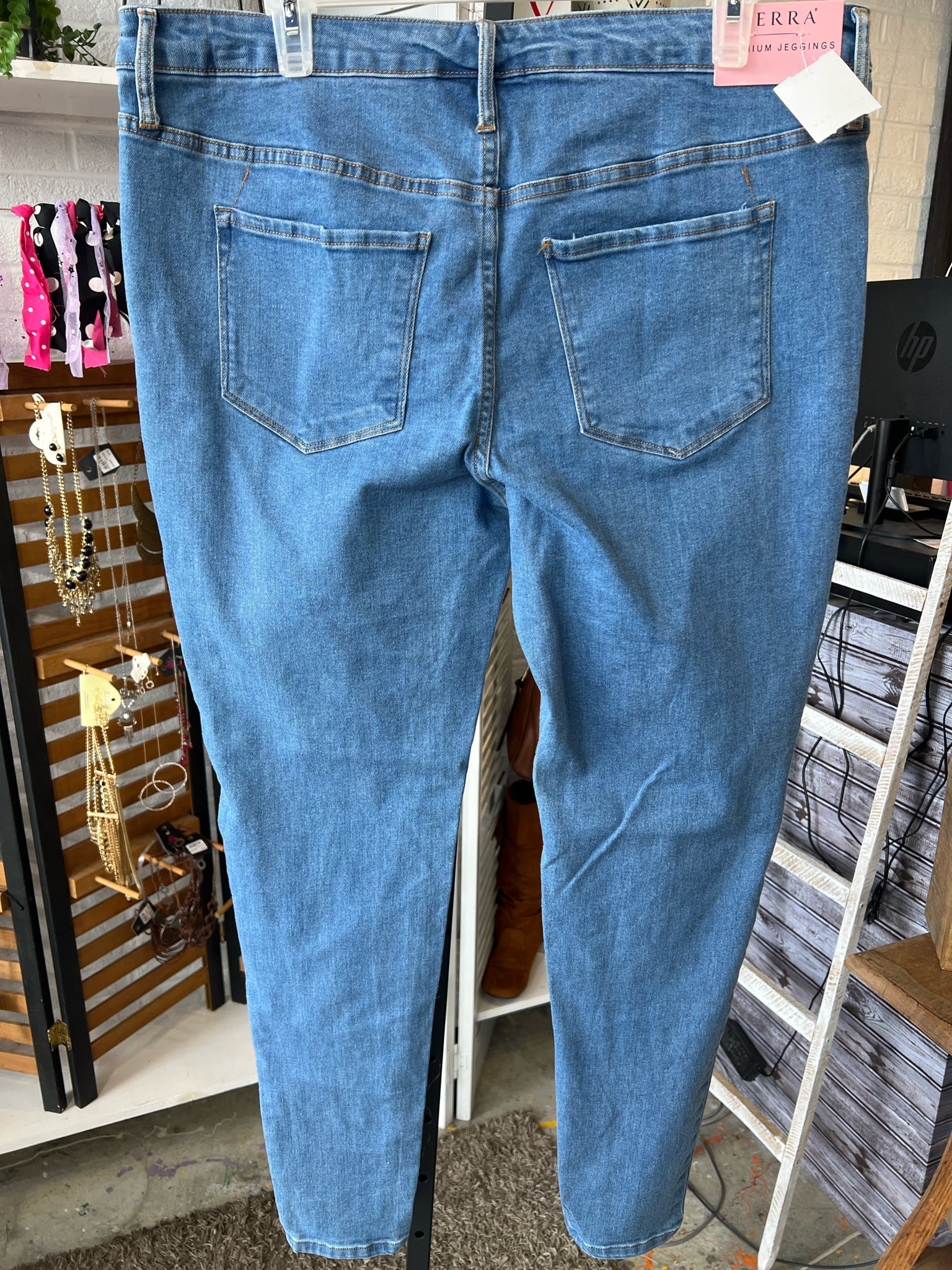 Serra Plus Bottoms Size 16 Jeans