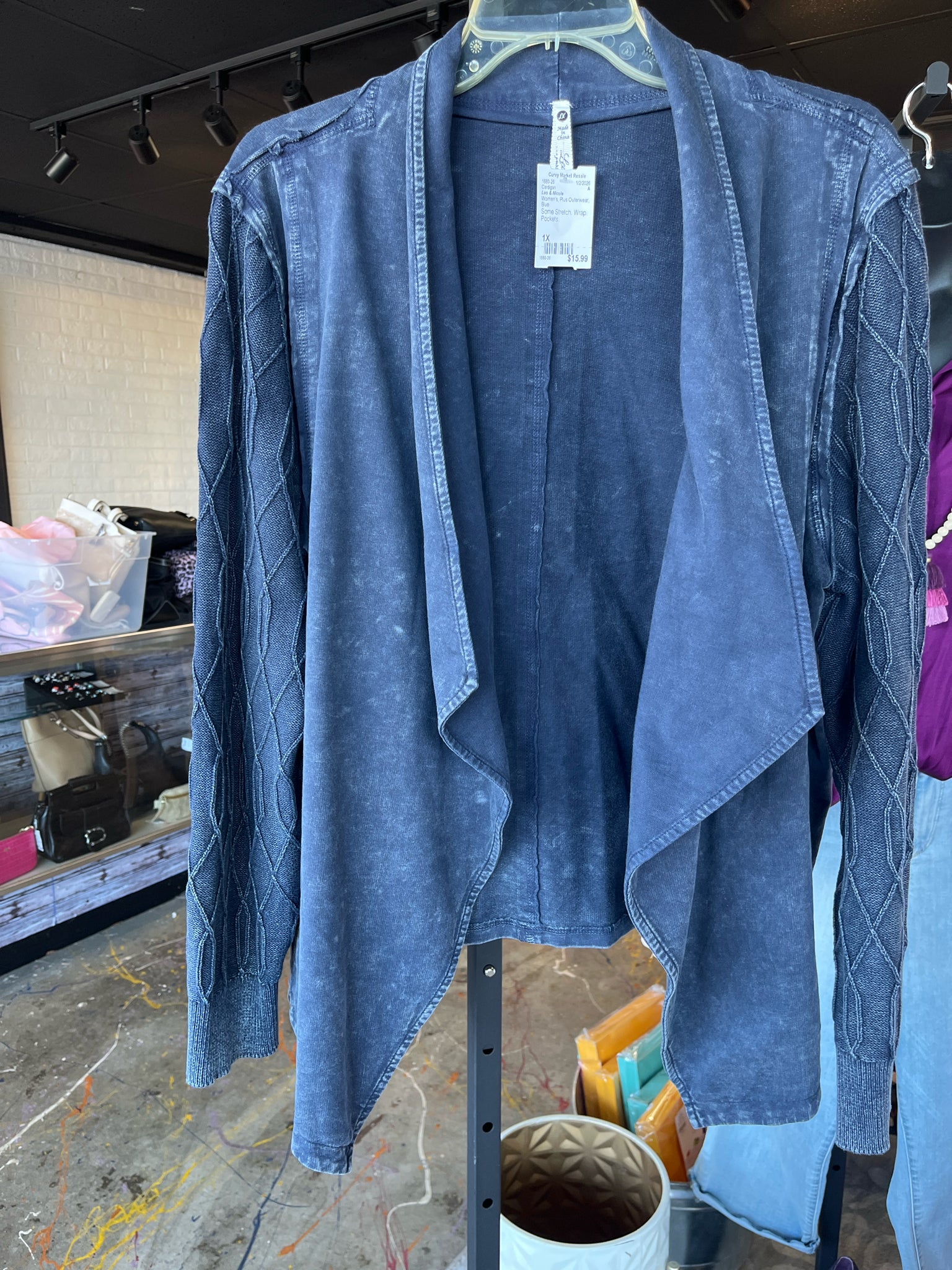 Leo & Nicole Plus Outerwear Size 1X Cardigan