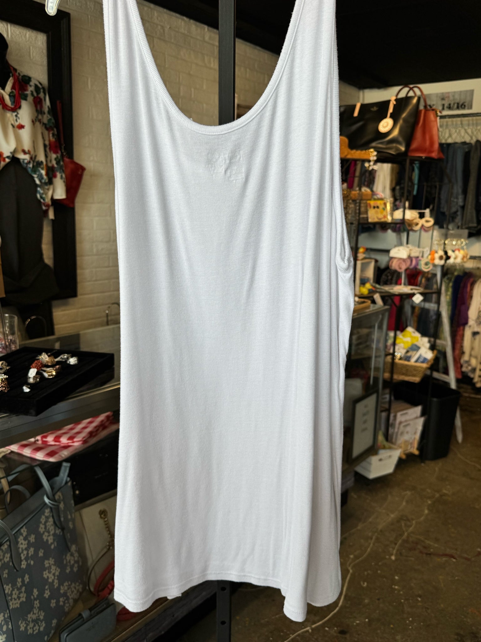 torrid Plus Tops Size 6 Shirt
