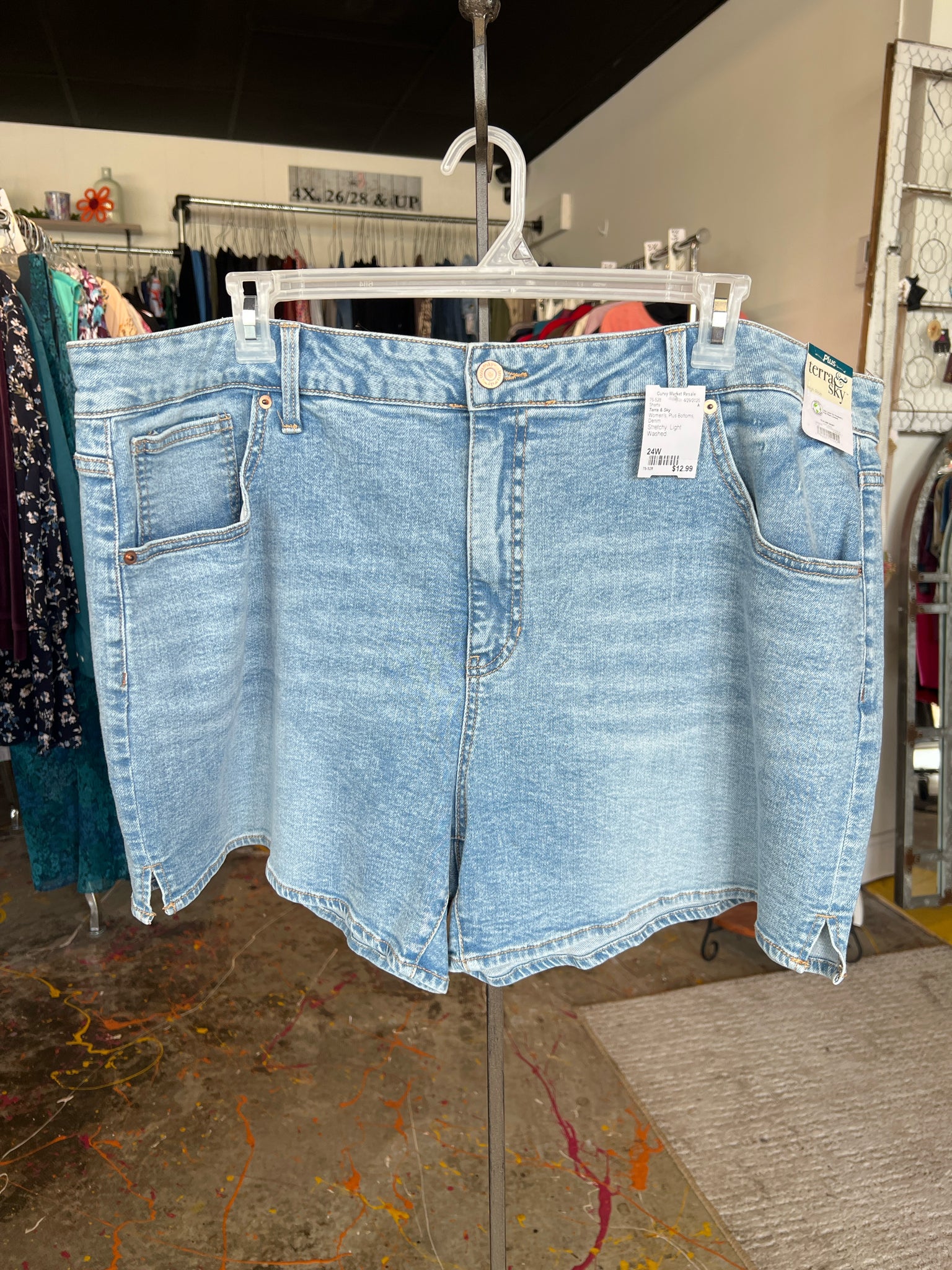 Terra & Sky Plus Bottoms Size 24W Shorts