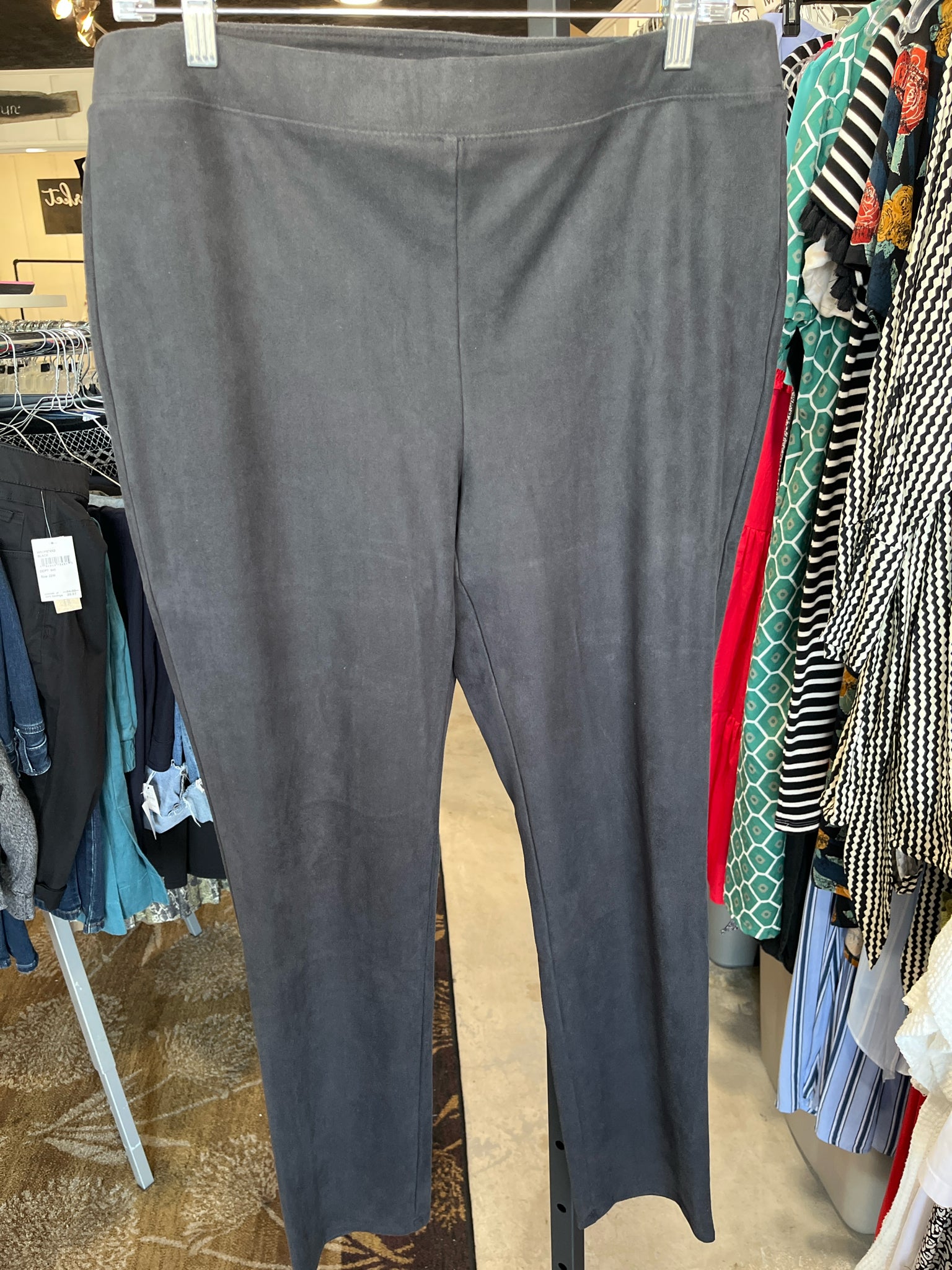 Chicos Size 1 Pants