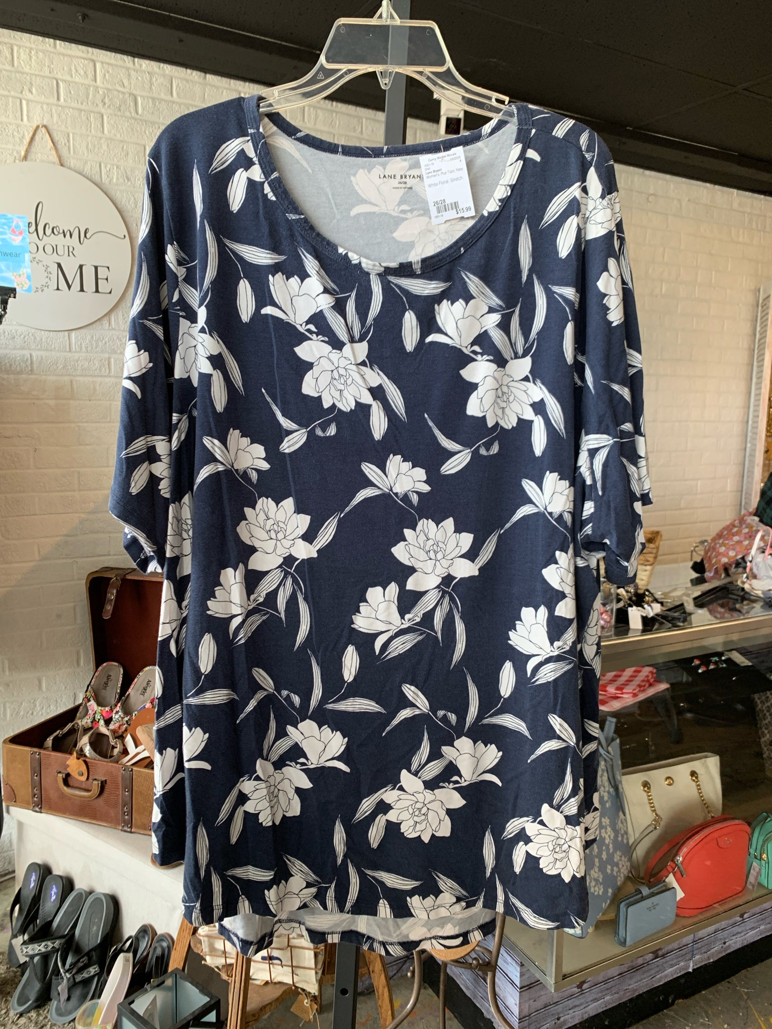 Lane Bryant Plus Tops Size 26/28 Shirt