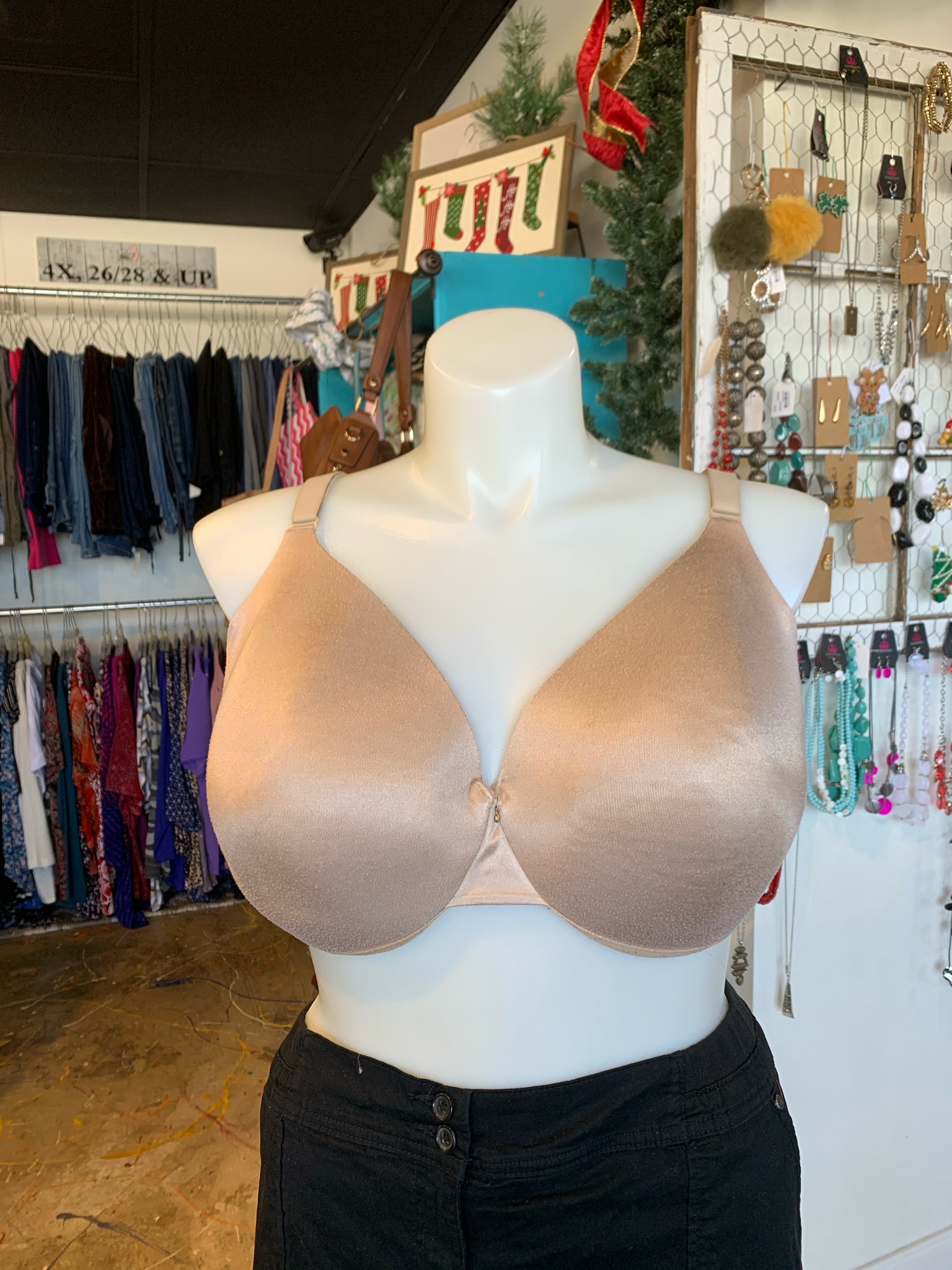 Cacique Plus Lingerie Size 46DD Bra