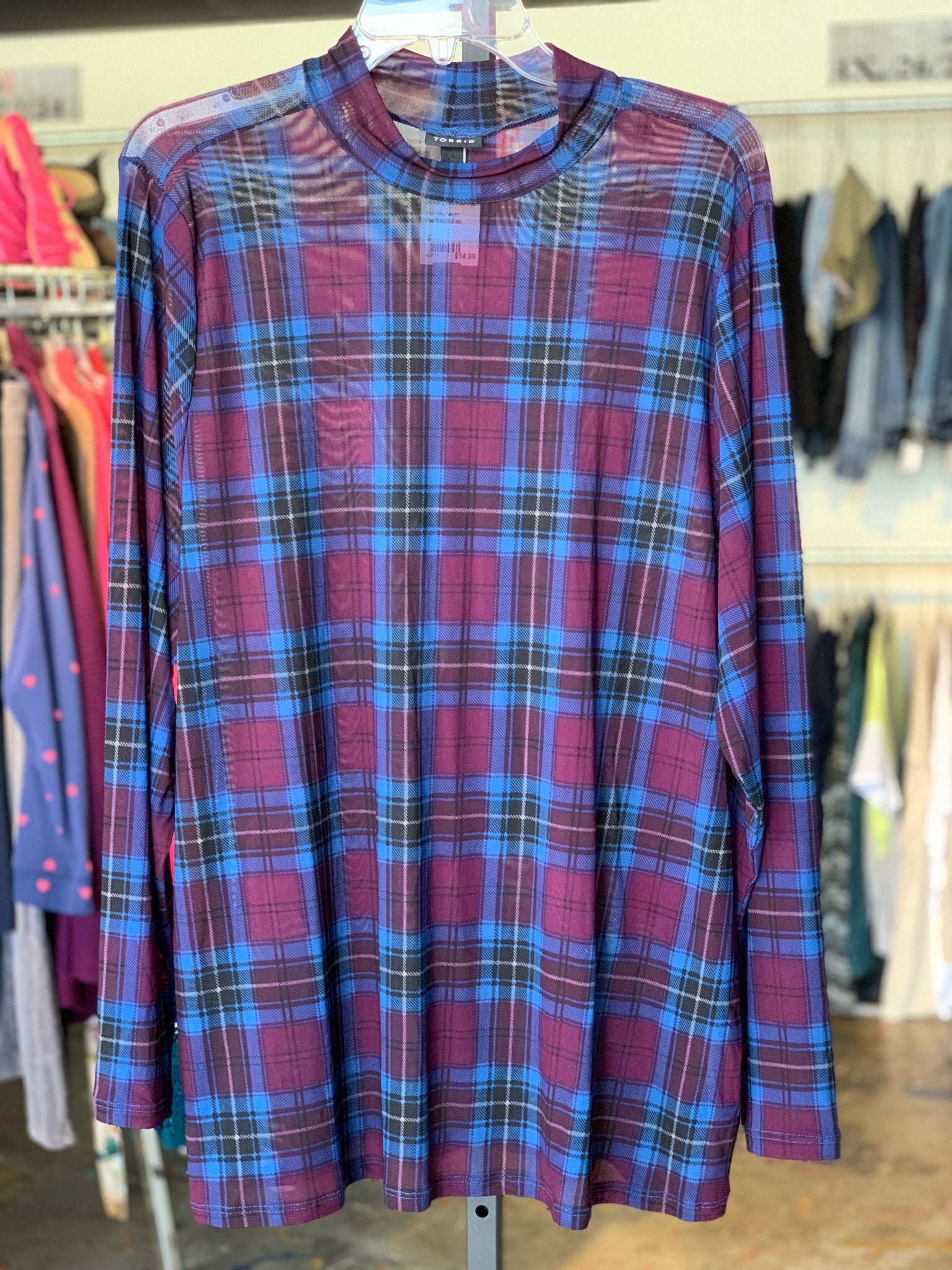 torrid Plus Tops Size 5 Shirt