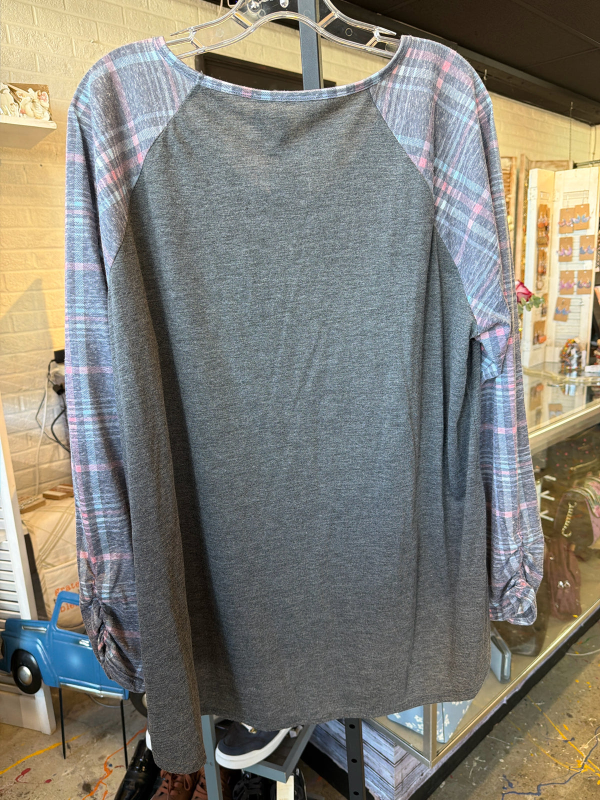 EST 1946 Plus Tops Size 18/20 Shirt