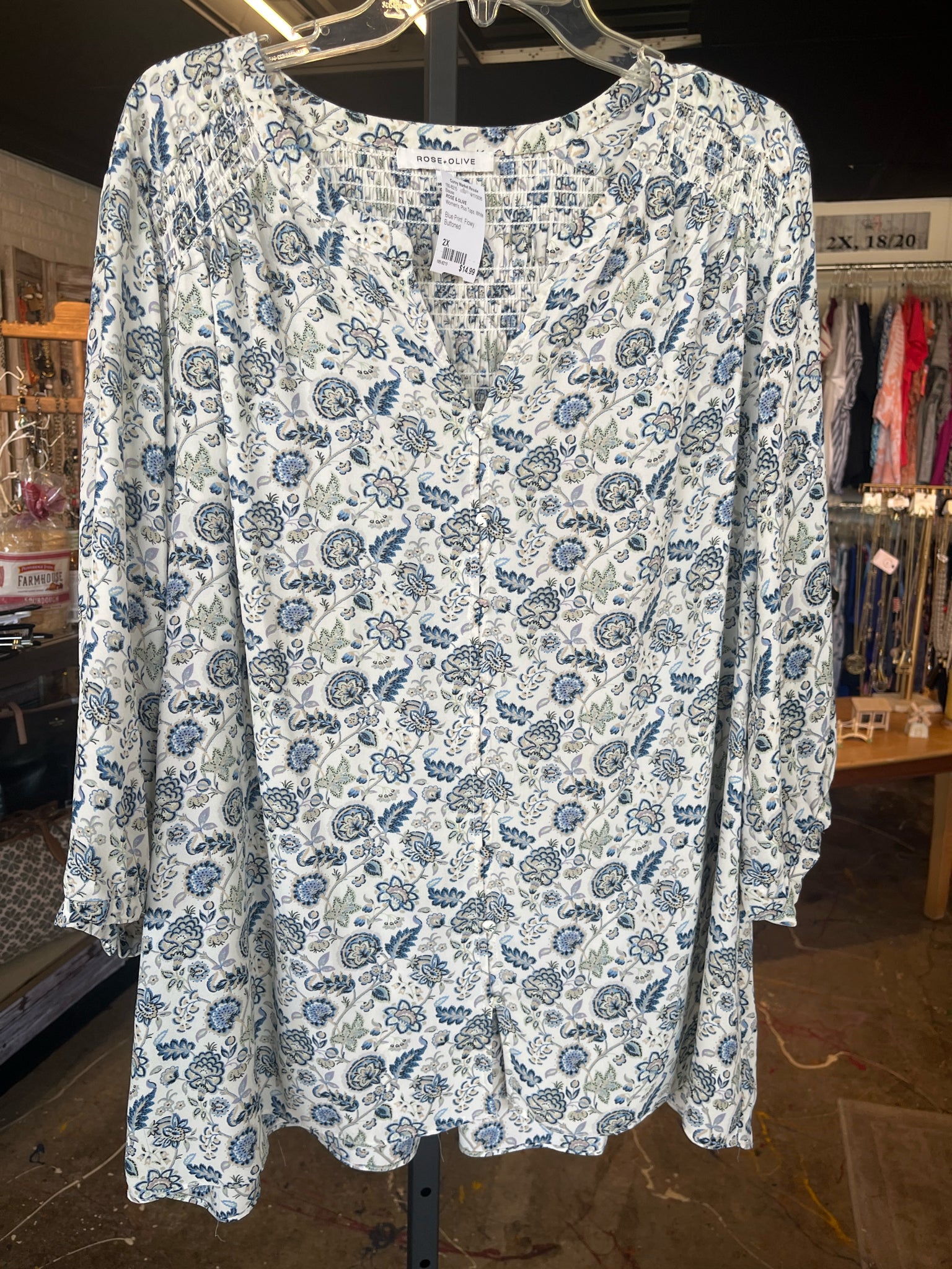 ROSE & OLIVE Plus Tops Size 2X Blouse