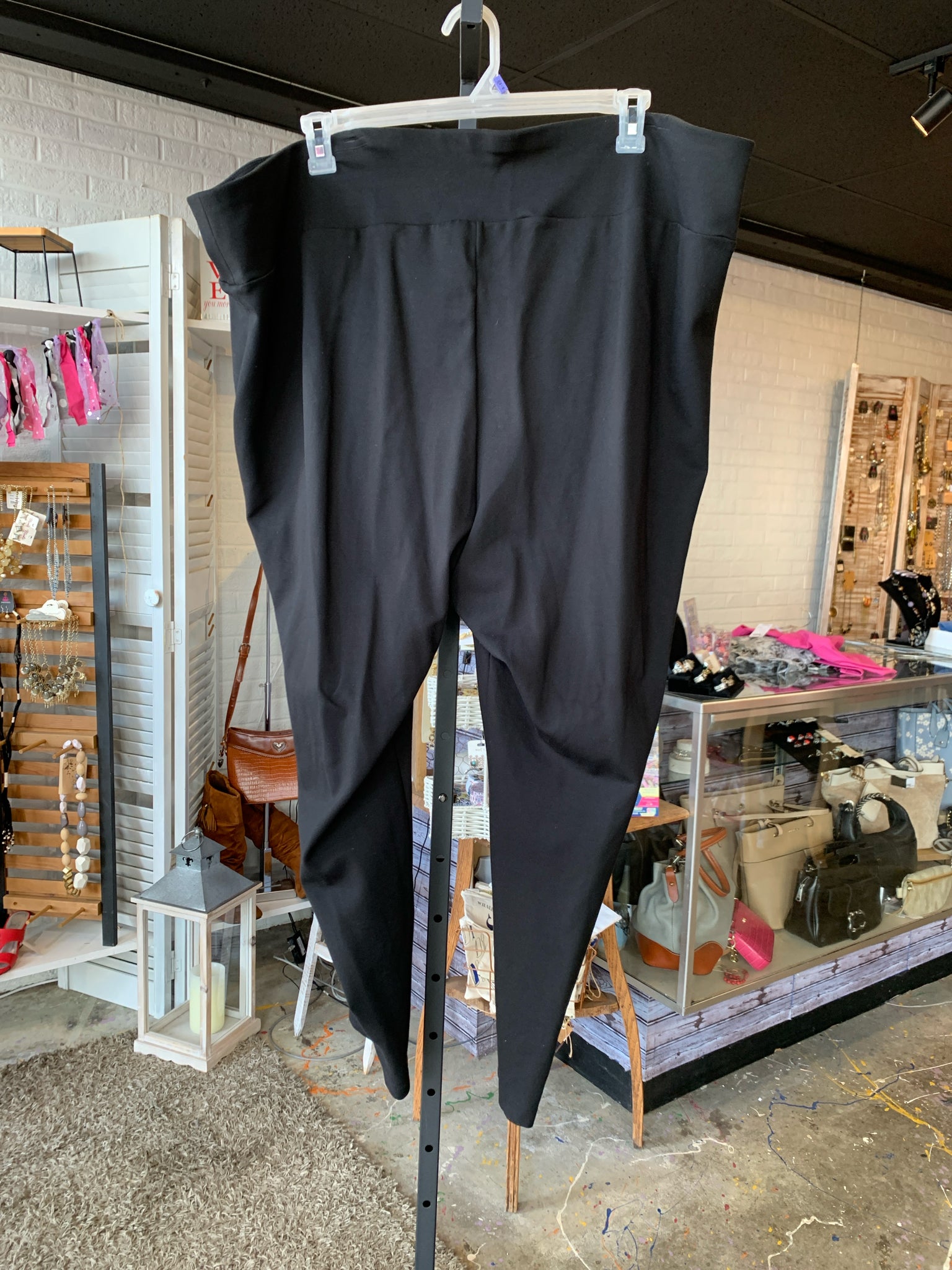 Roman's Plus Bottoms Size 32W Pants