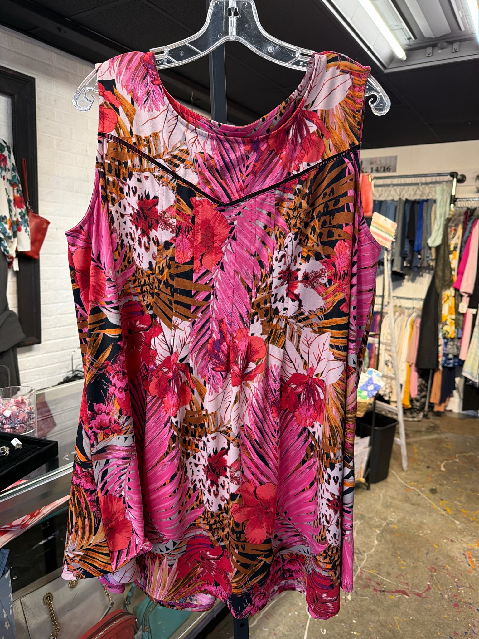 EST 1946 Plus Tops Size 18/20 Blouse