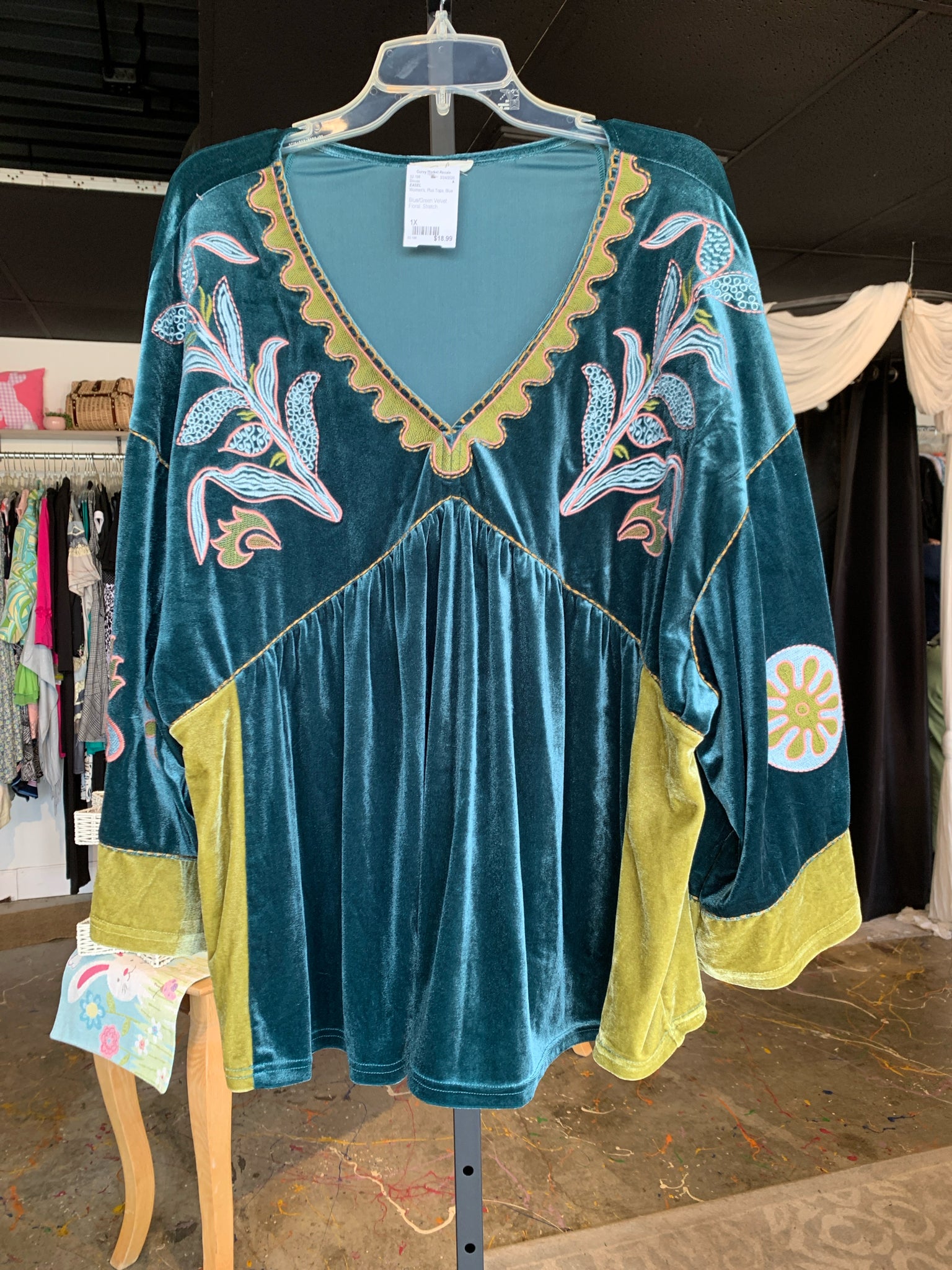 EASEL Plus Tops Size 1X Blouse