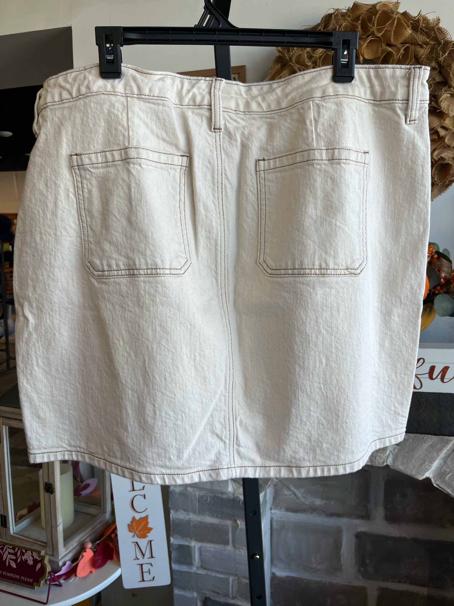 torrid Plus Bottoms Size 18 Skirt