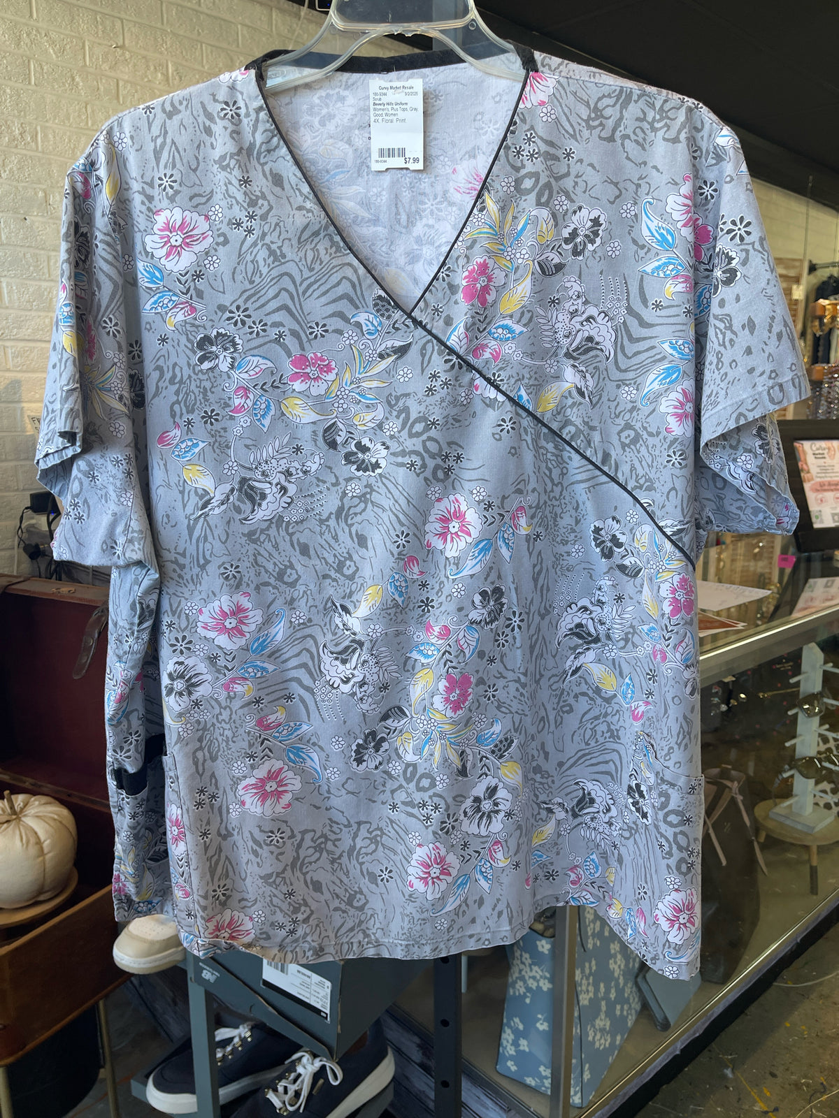 Beverly Hills Uniform Plus Tops Scrub
