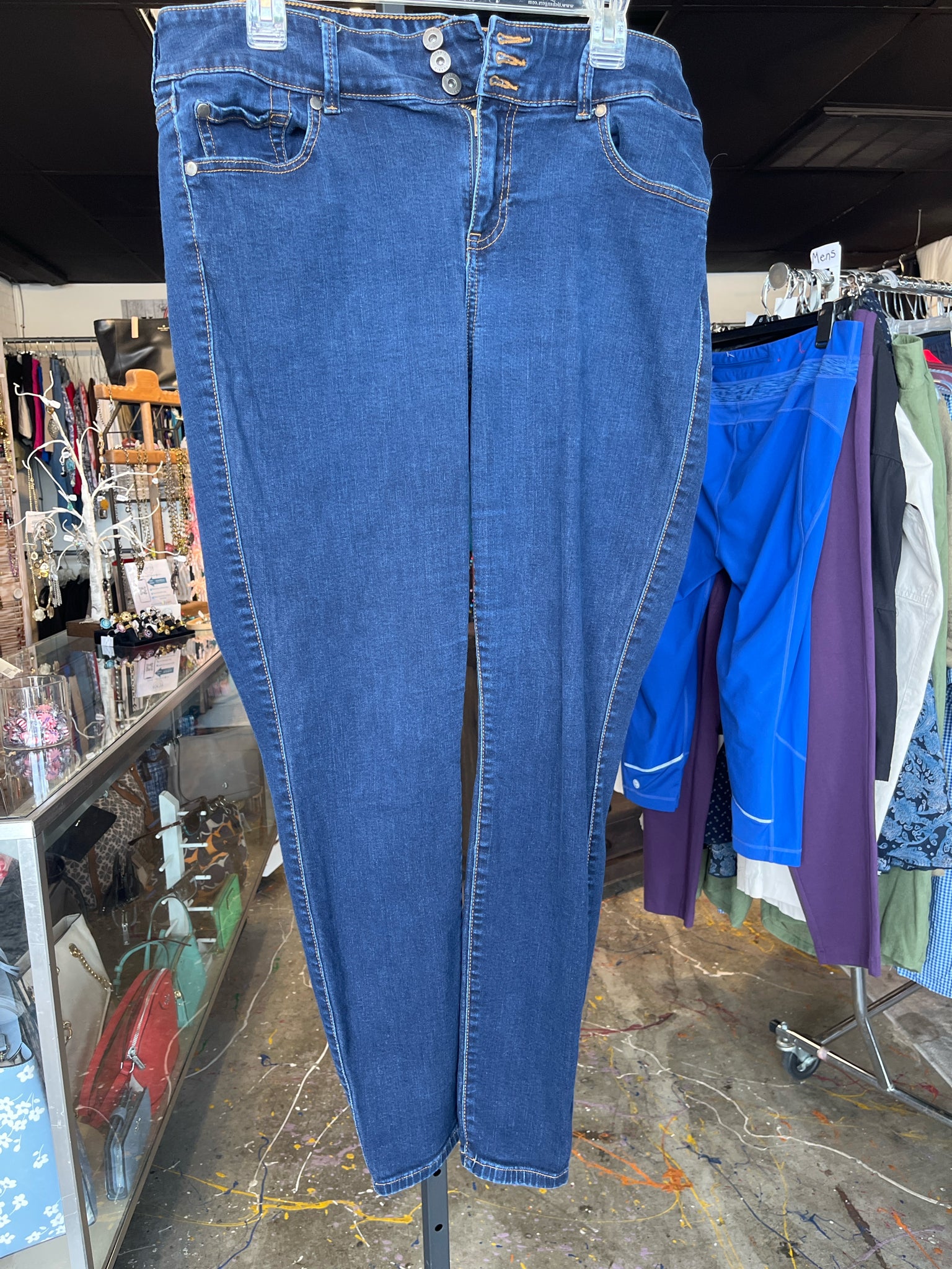 torrid Plus Bottoms Size 18T Jeans