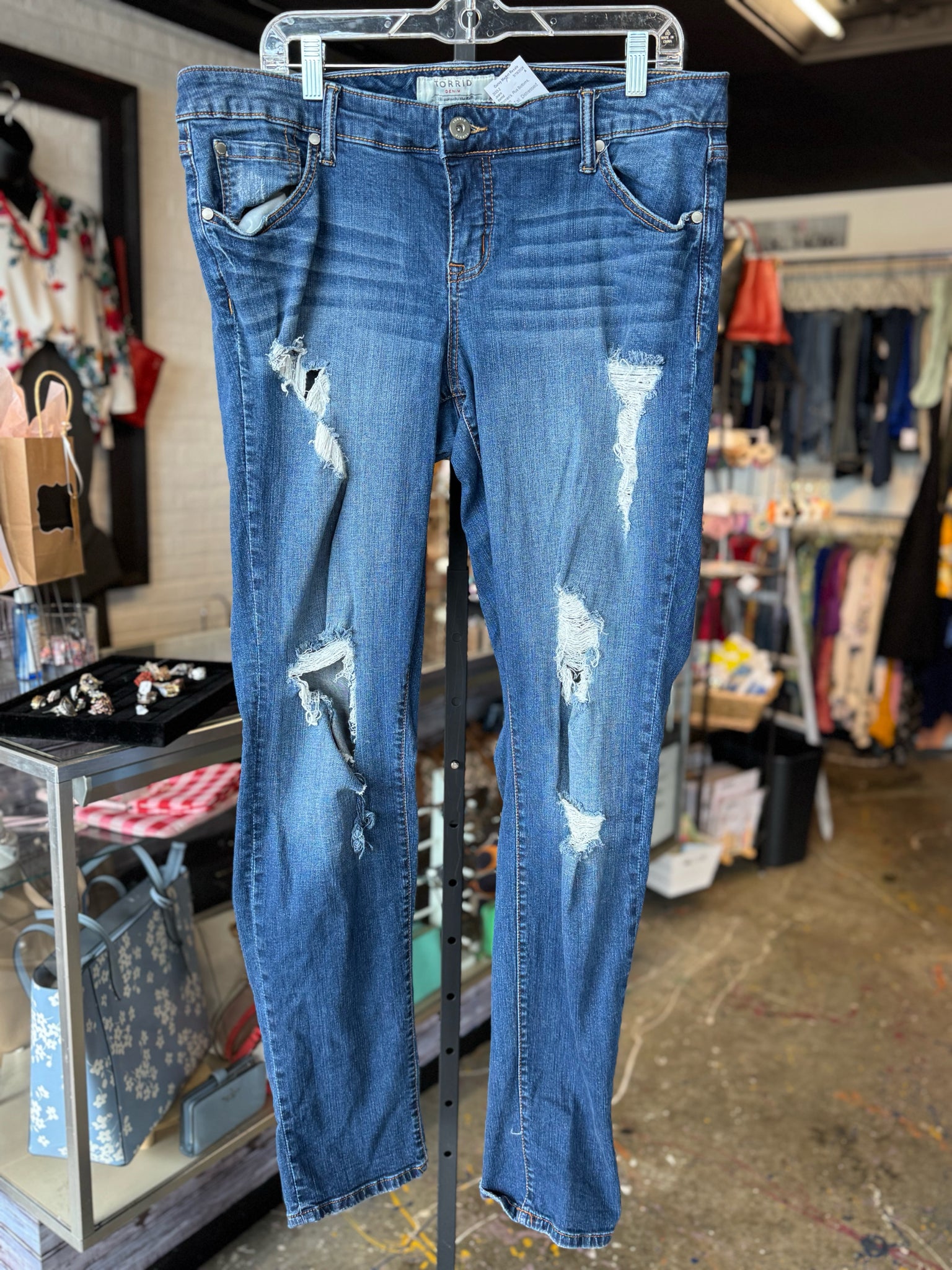 torrid Plus Bottoms Size 14XT Jeans