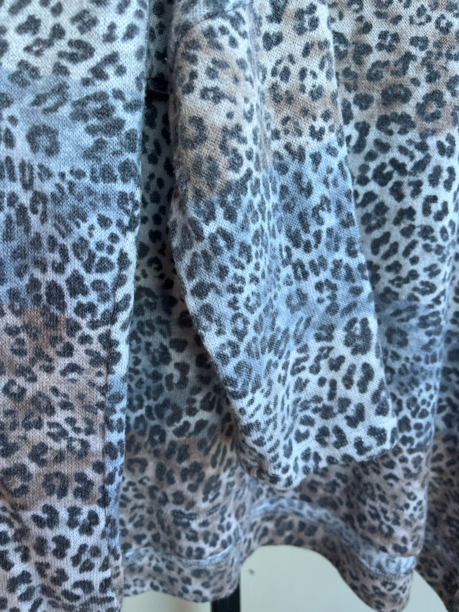 Dear Apple Womens Tops Size XL Shirt