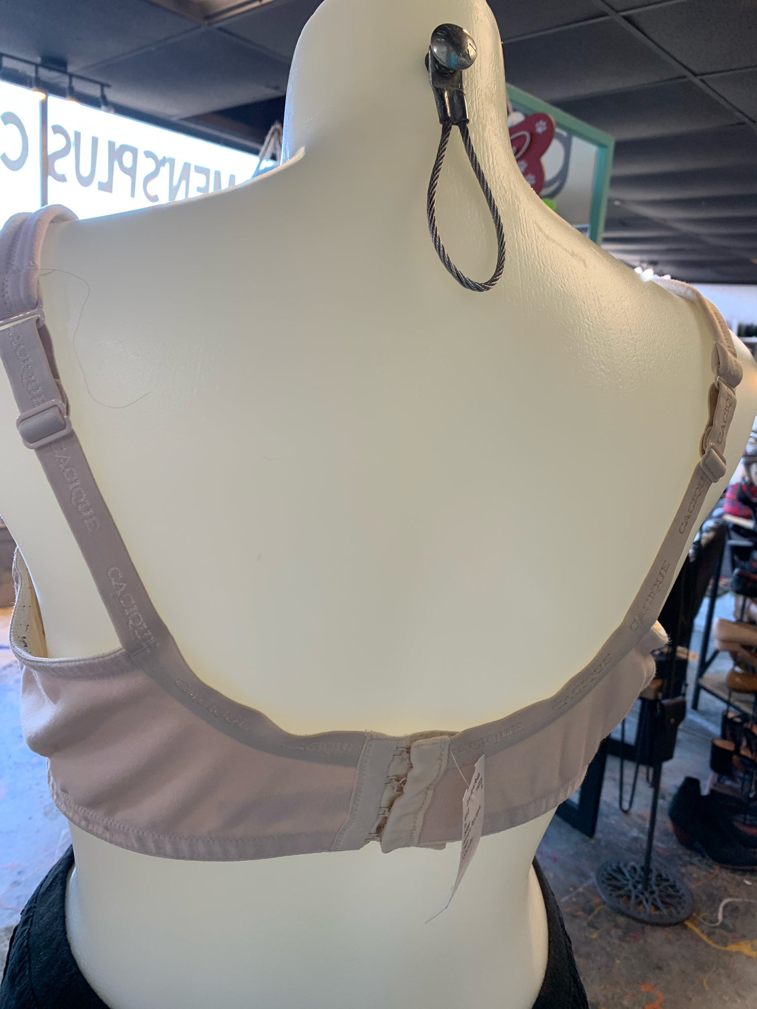 Cacique Plus Lingerie Size 44DD Bra