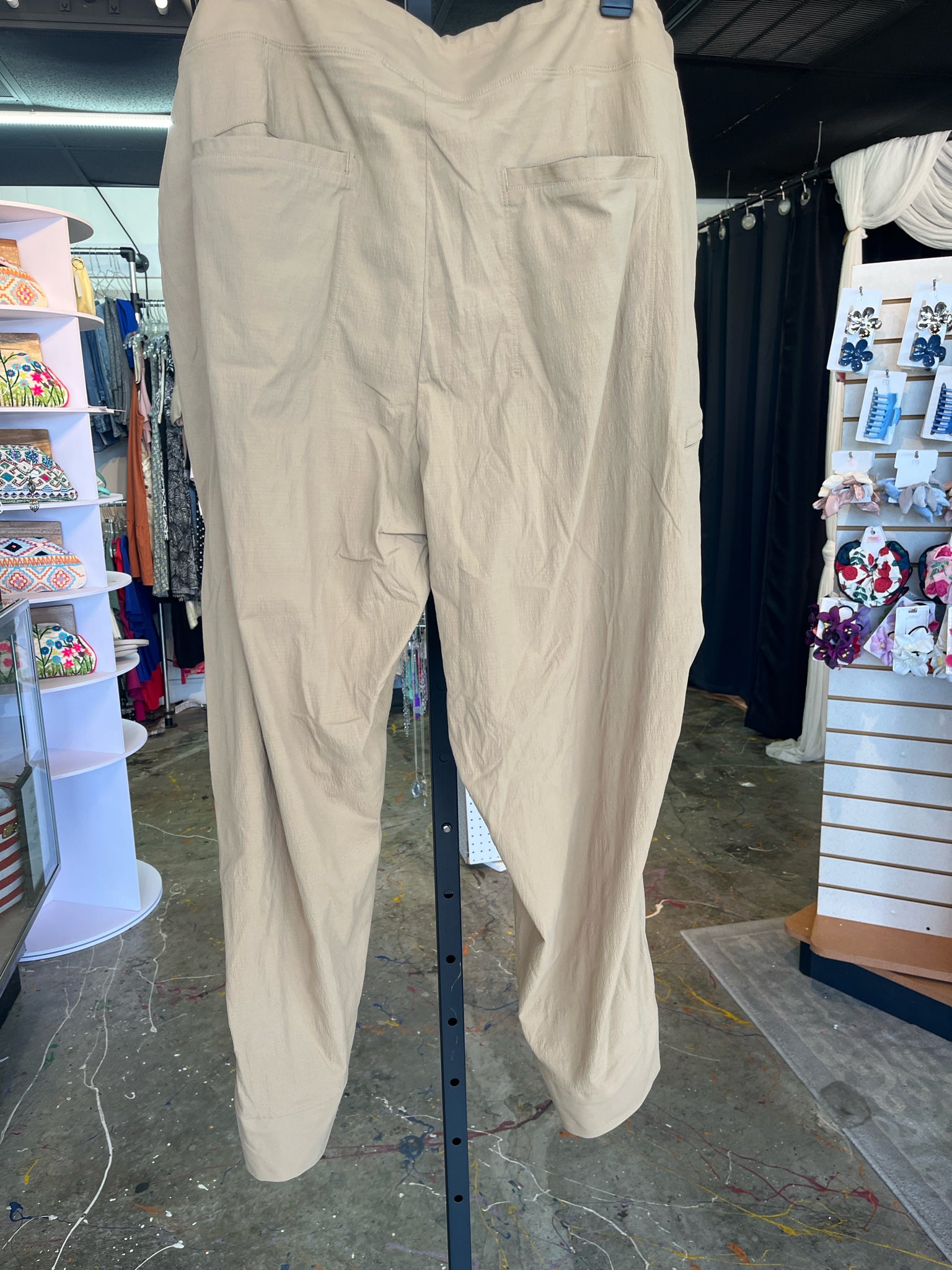 Athleta Plus Bottoms Size 22 Pants