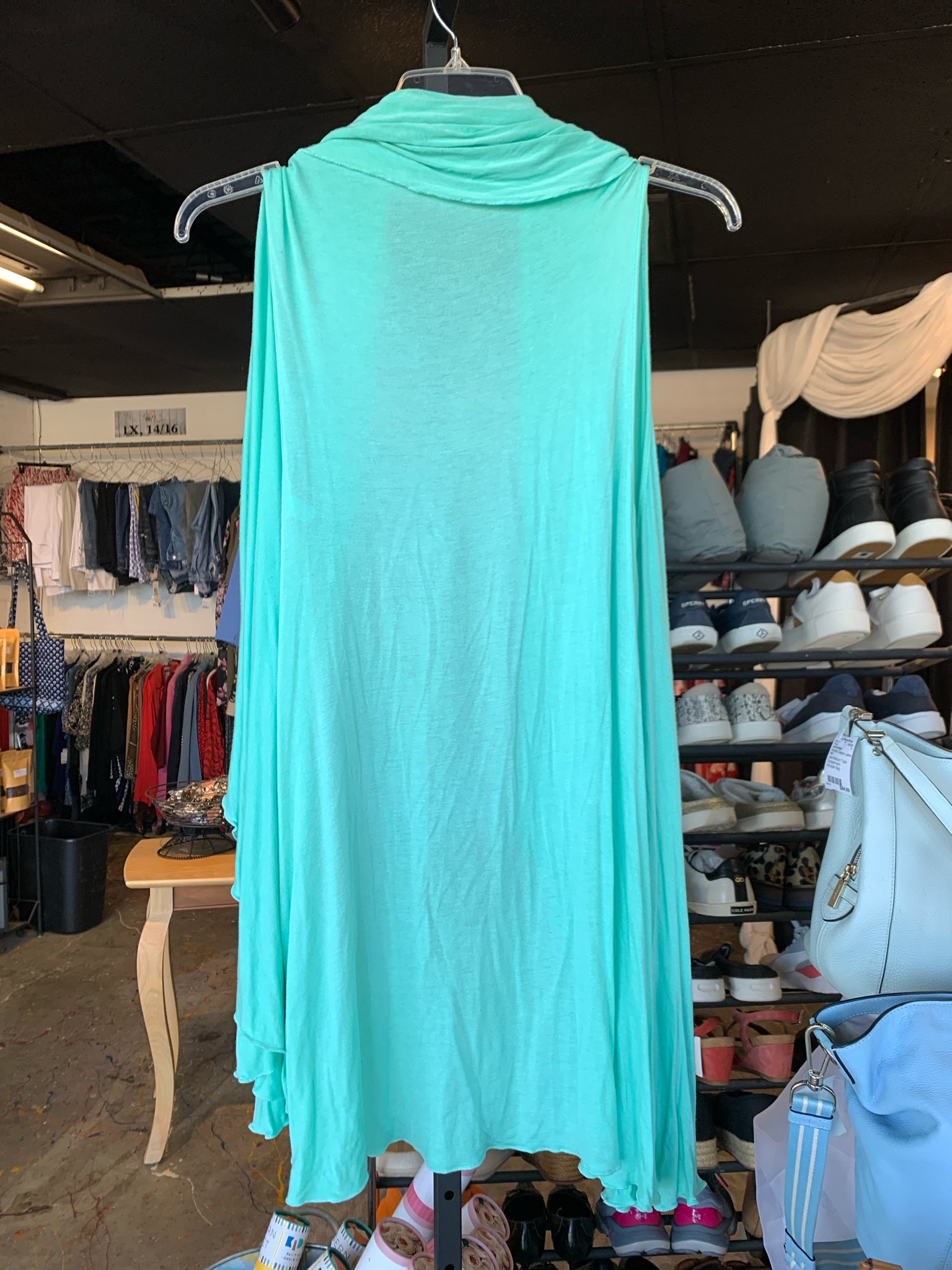 No Brand Plus Outerwear Size One Size Vest