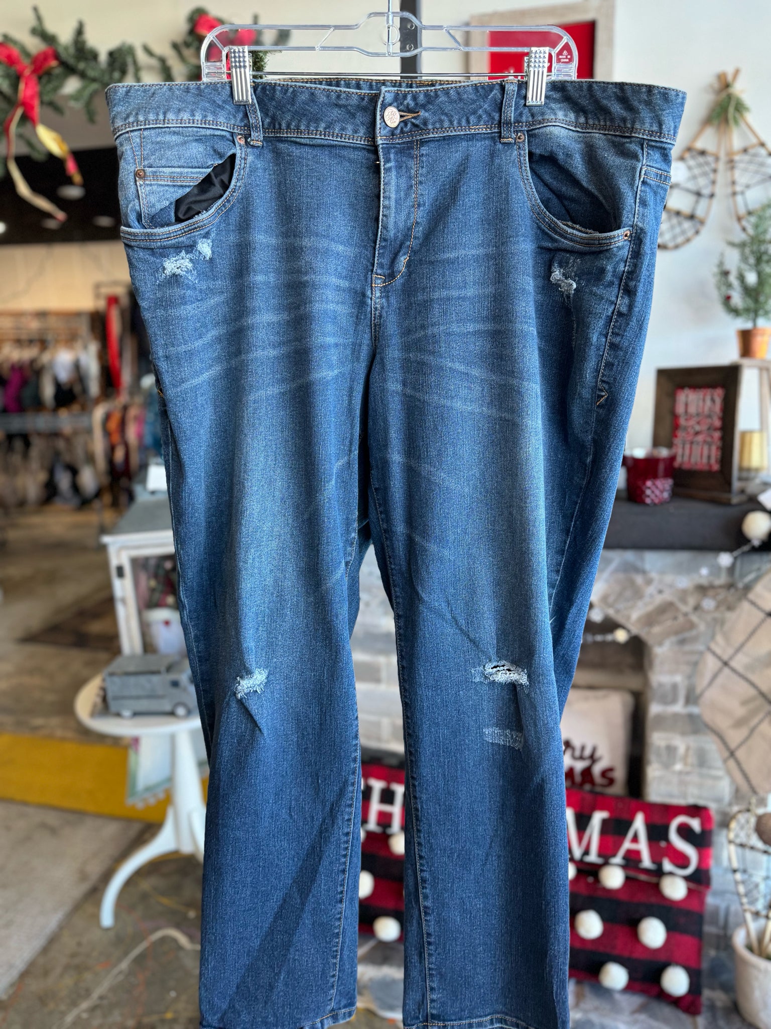 American Rag Plus Bottoms Size 22W Jeans