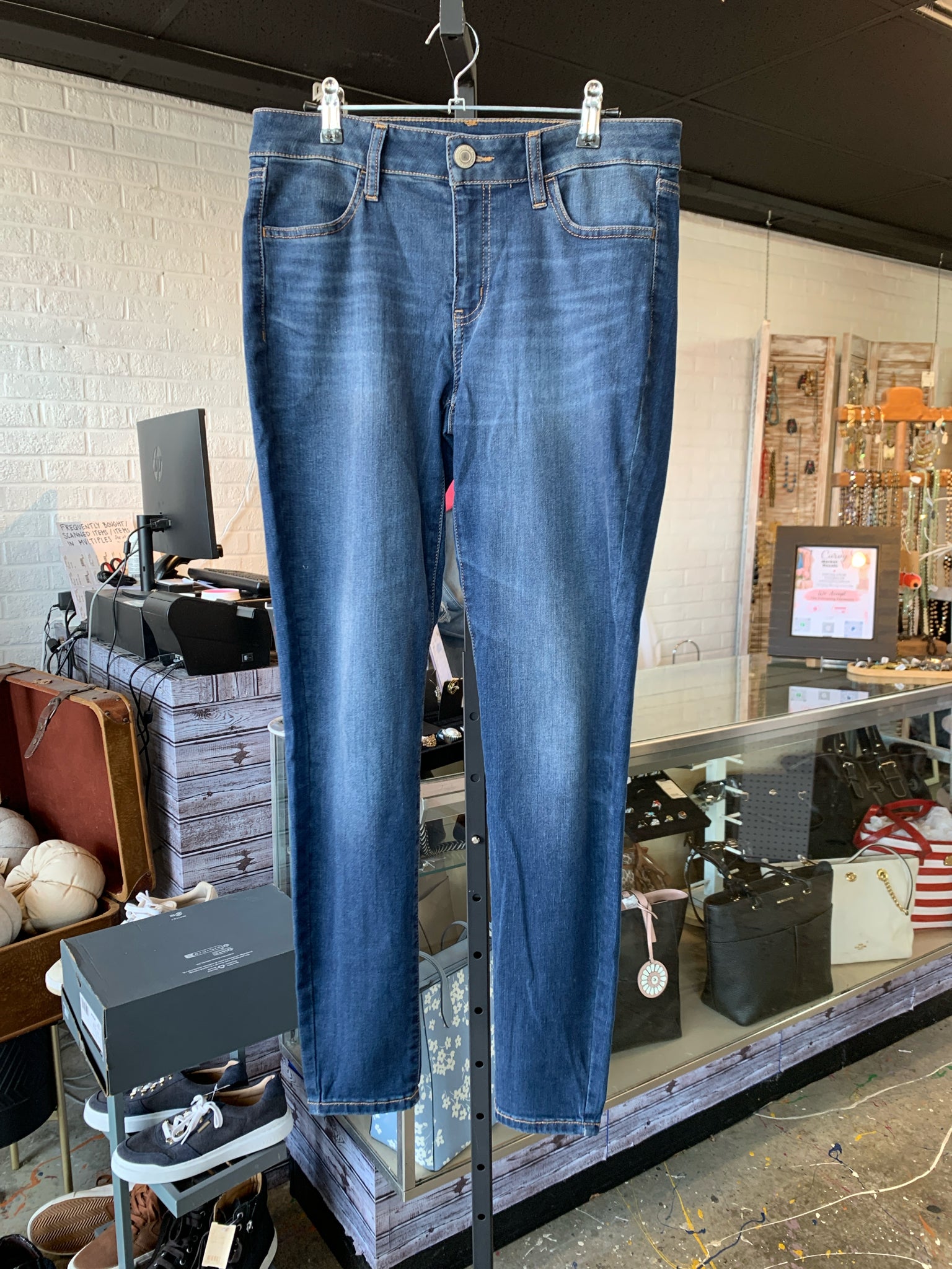 so Womens Bottoms Size 9 Jeans