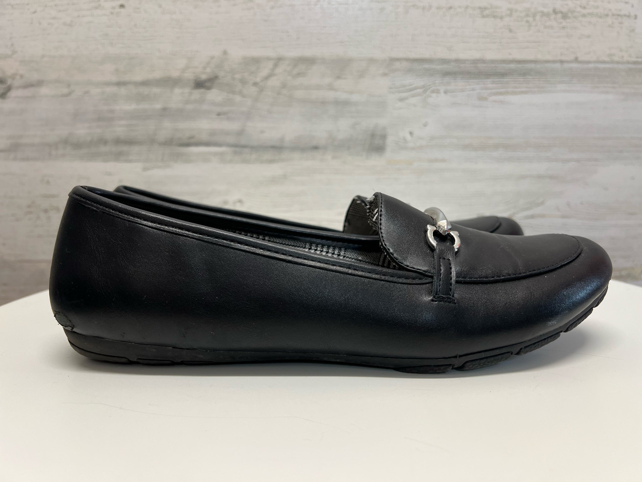Cliffs by White Mountain Shoes/Footwear 9 SHOES