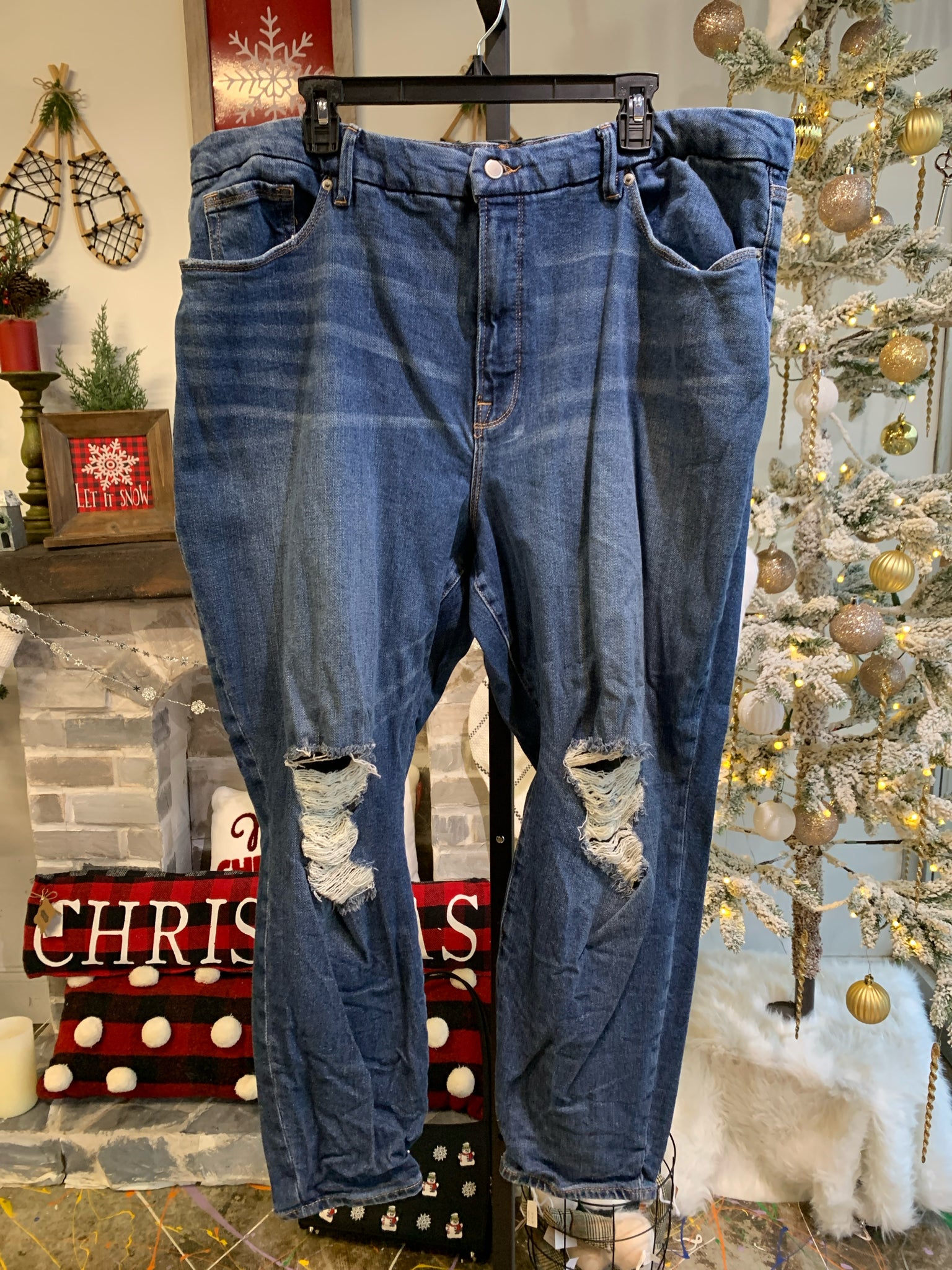 Good American Plus Bottoms Size 24 Jeans