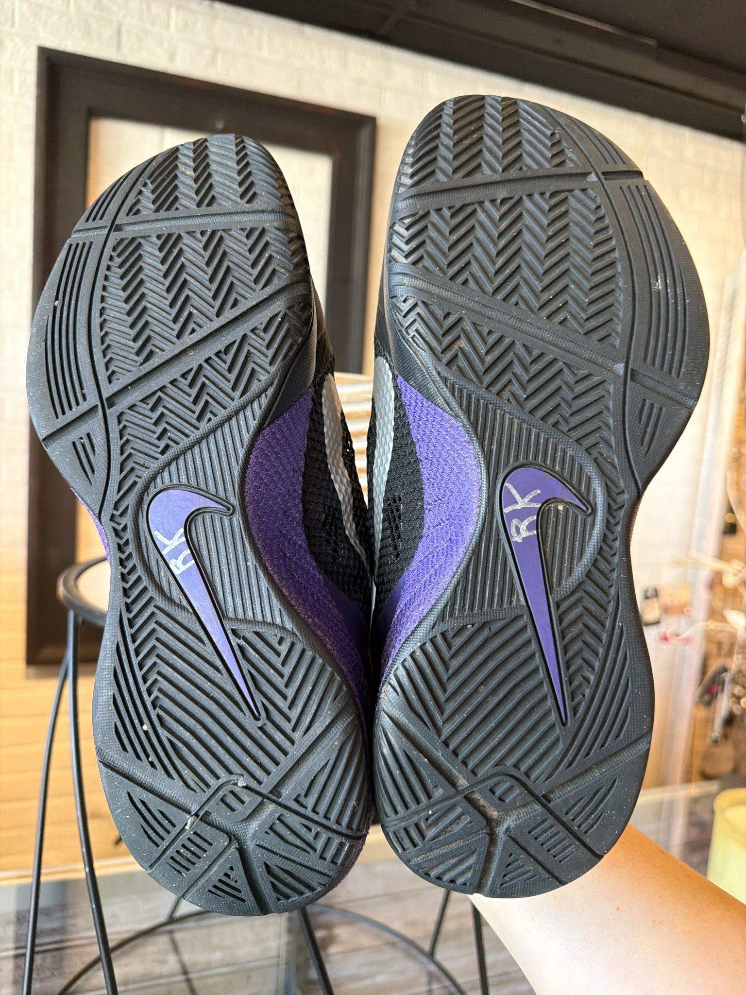NIKE Men's 10.5 Shoes/Footwear Shoes