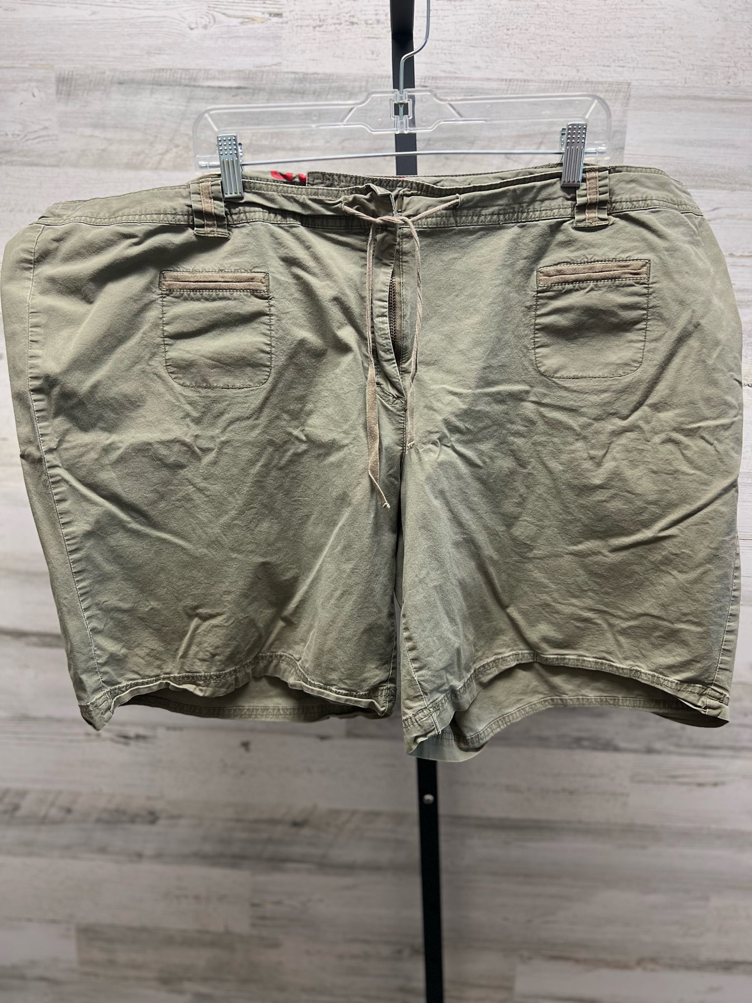 Avenue Plus Bottoms Size 26 Shorts