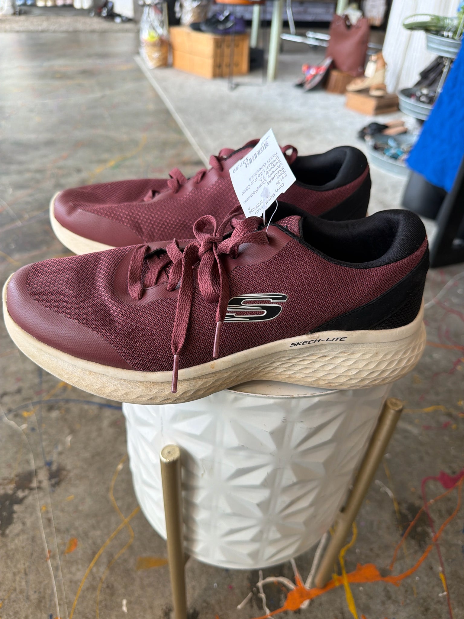 SKECHERS Shoes/Footwear 7.5 Shoes