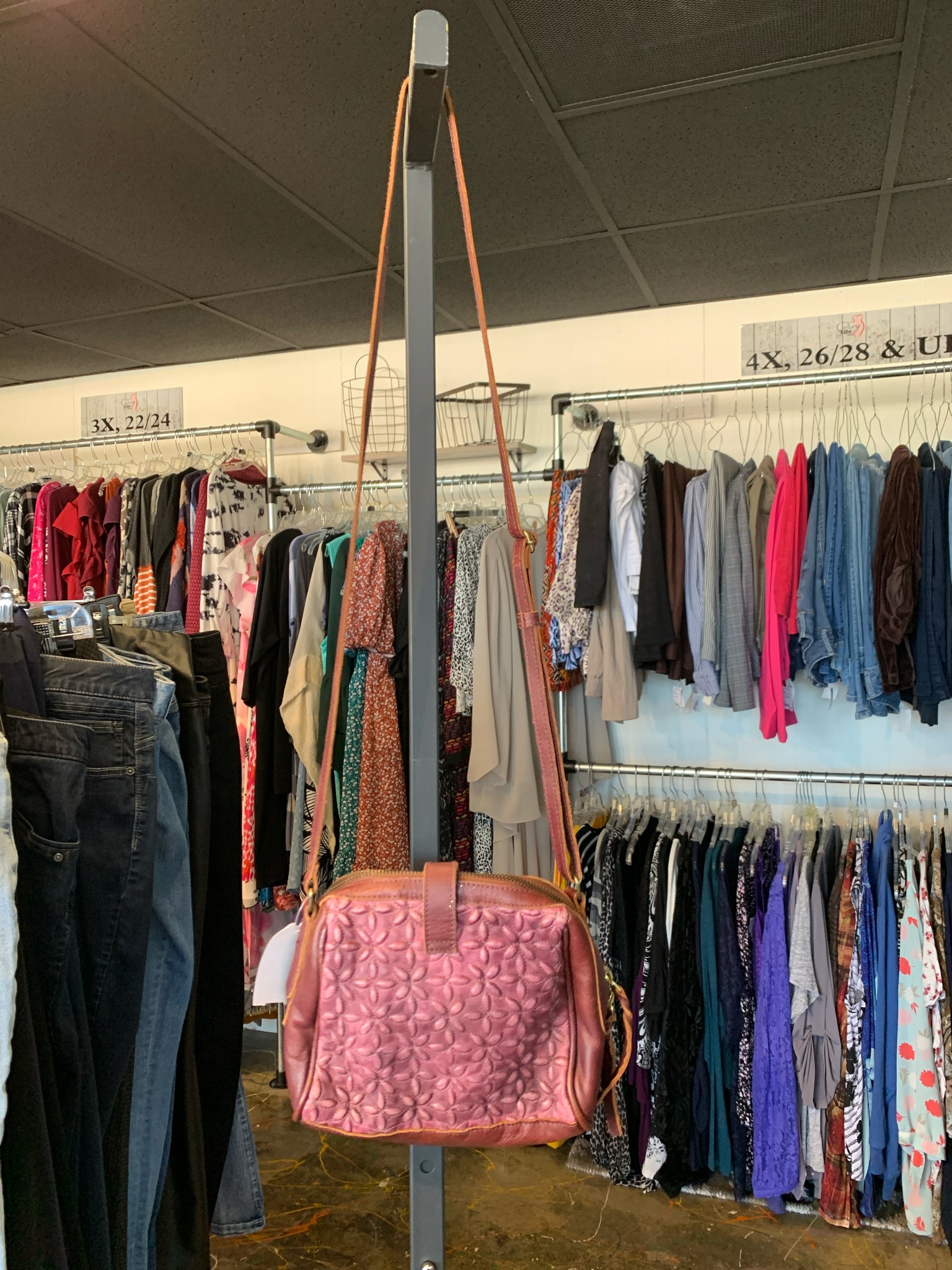 Anabaglish Brown Purse