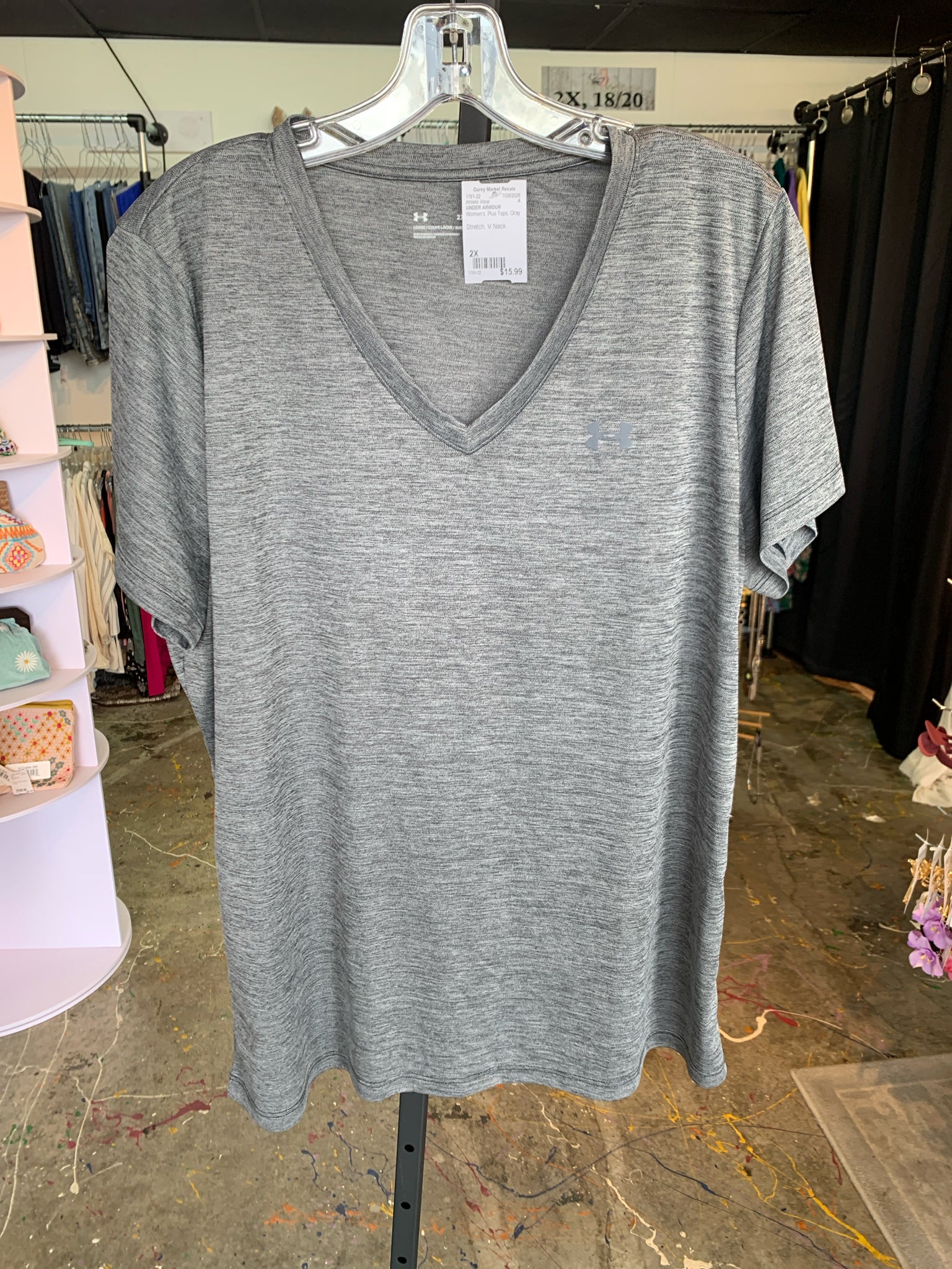 UNDER ARMOUR Plus Tops Size 2X Athletic Wear