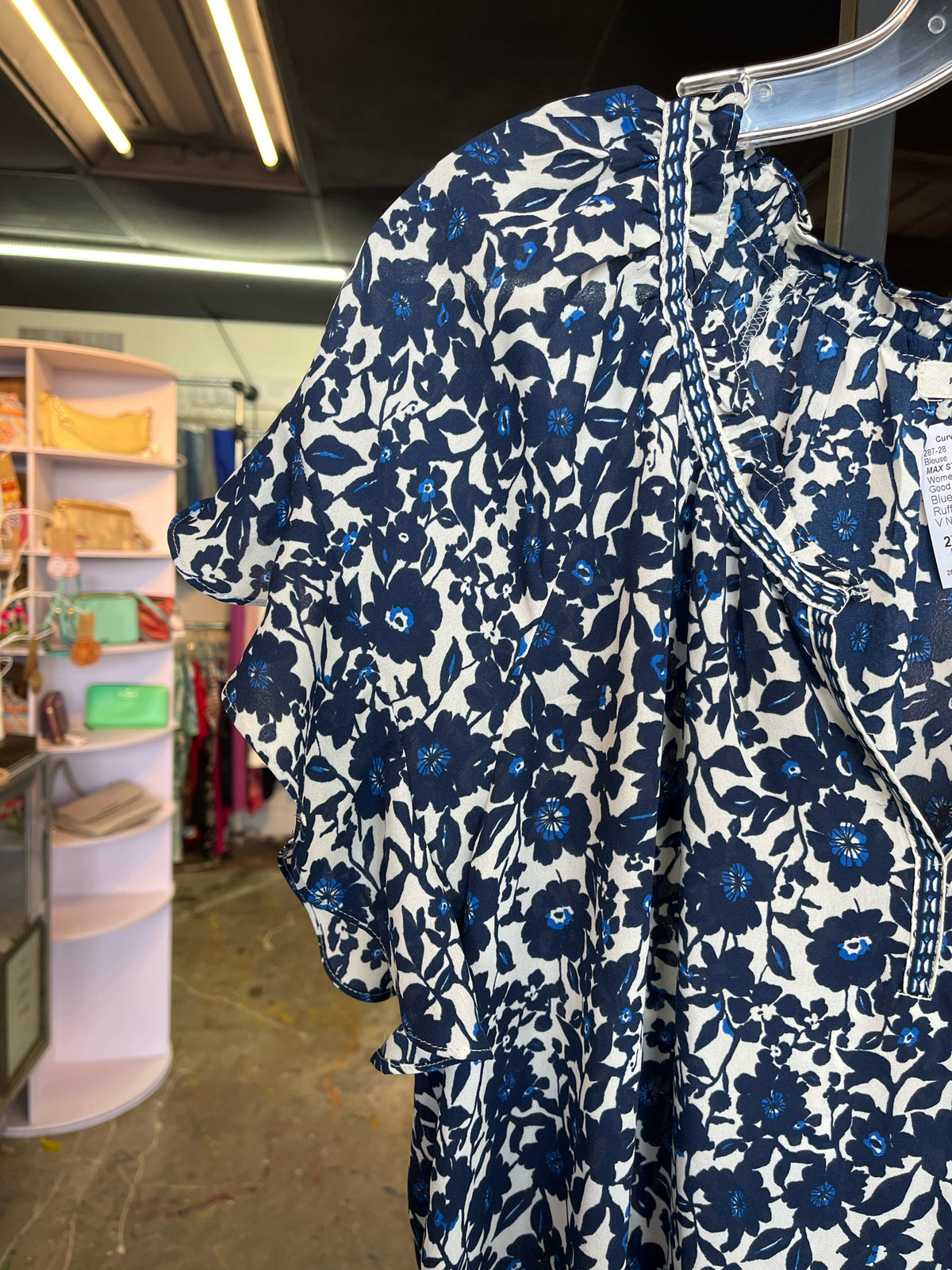 MAX STUDIO Plus Tops Size 2X Blouse