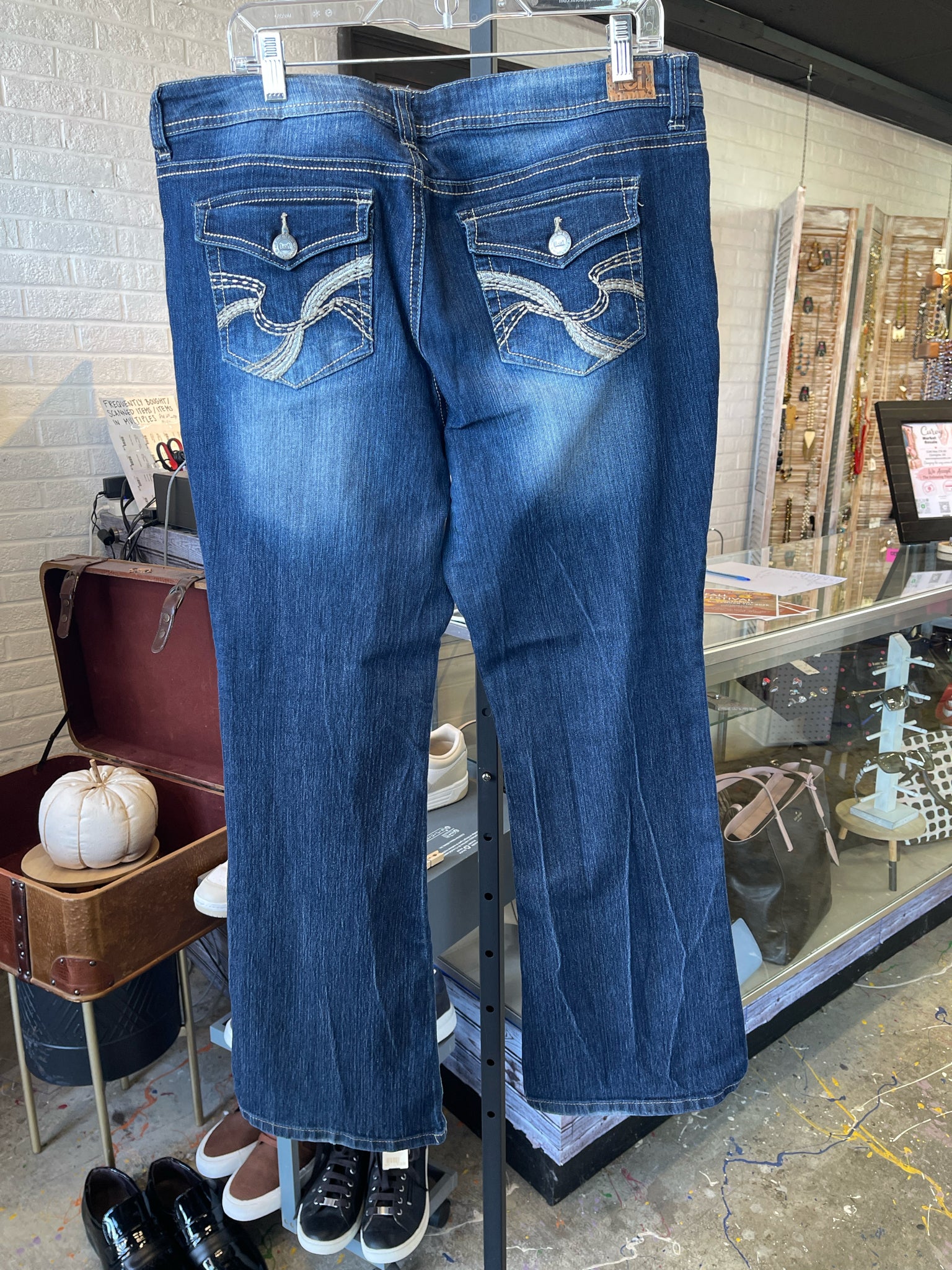 L.e.i. Plus Bottoms Size 17 Jeans