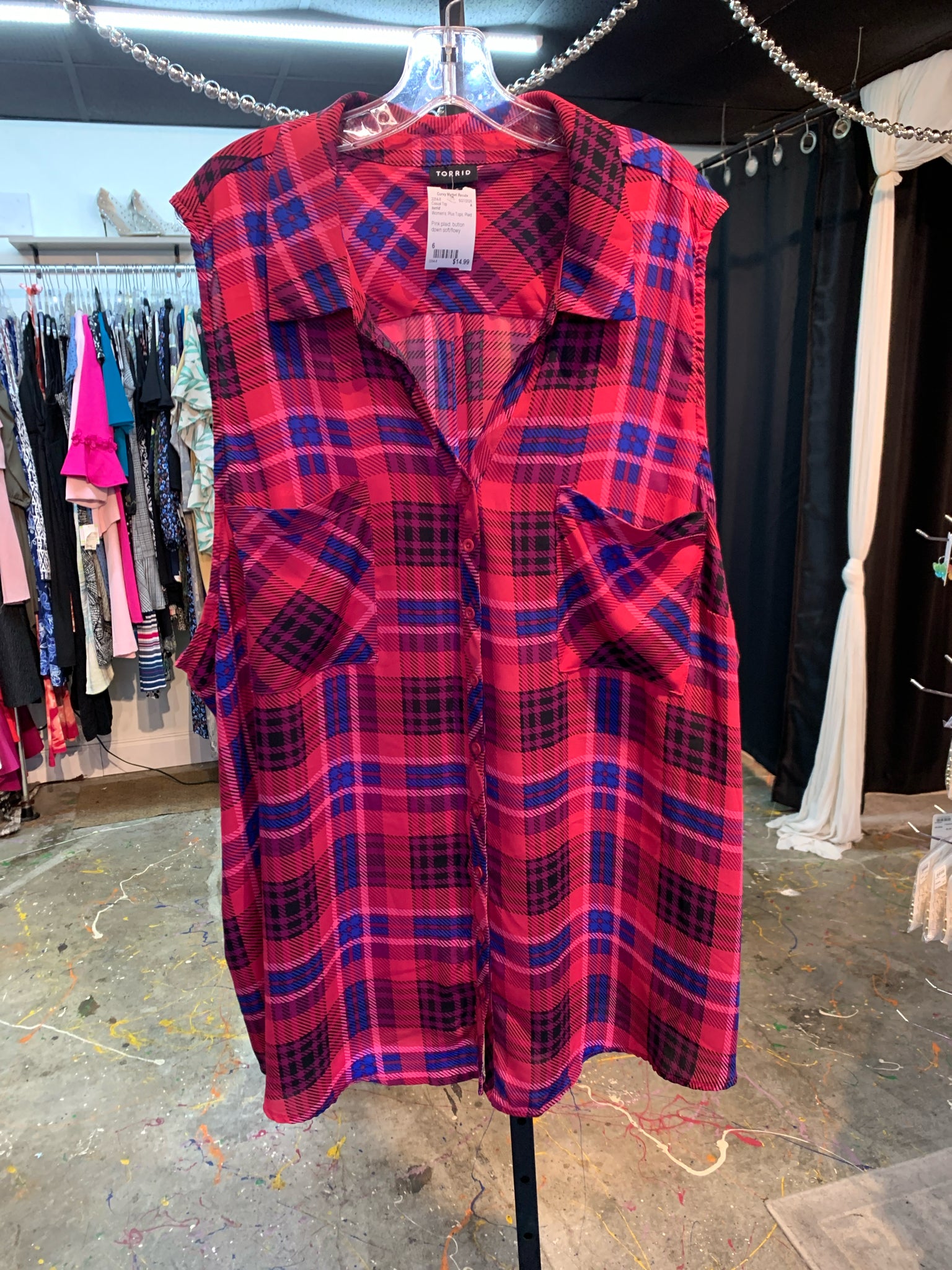 torrid Plus Tops Size 6 Casual Top