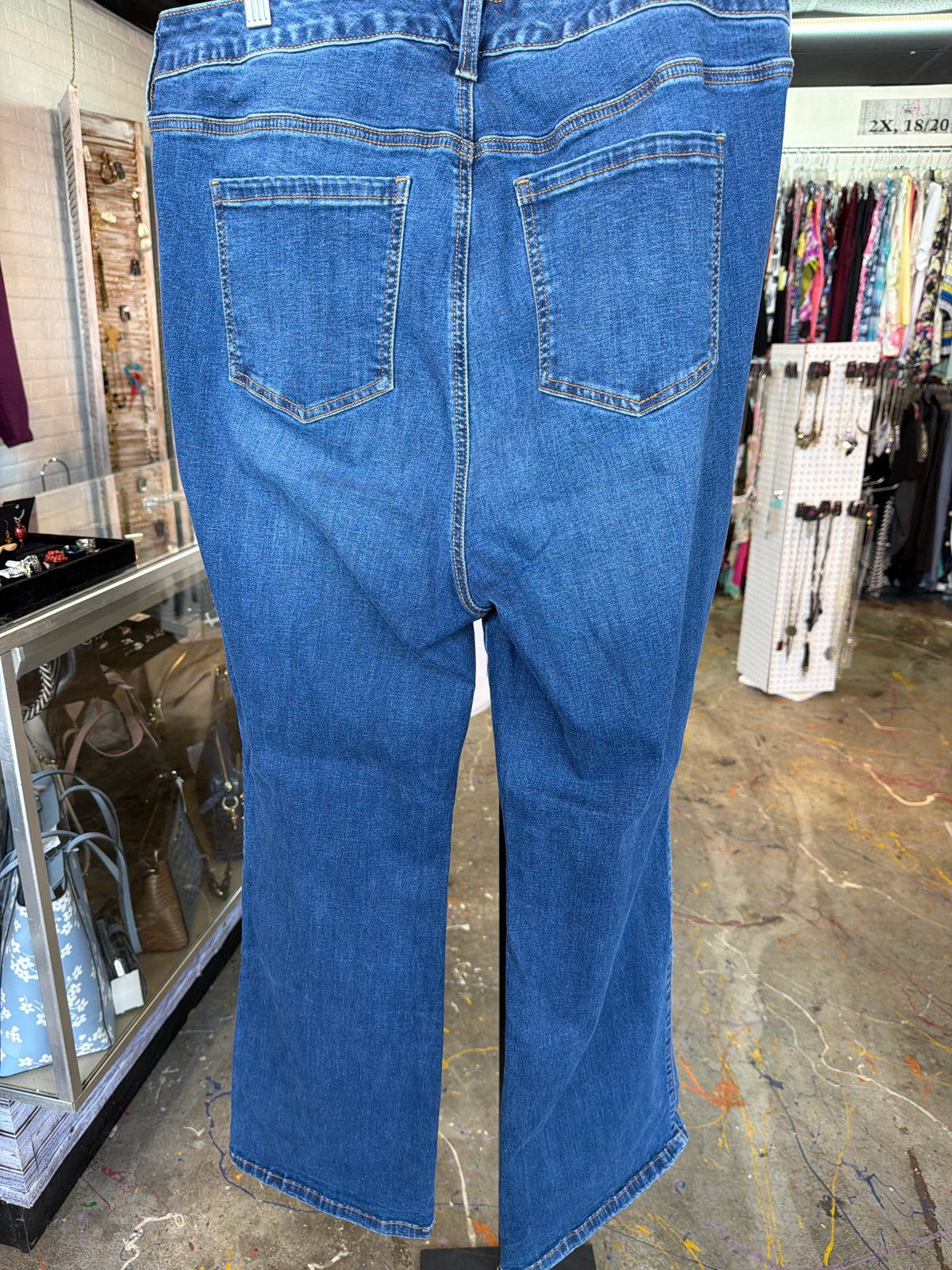 torrid Plus Bottoms Size 16 Jeans