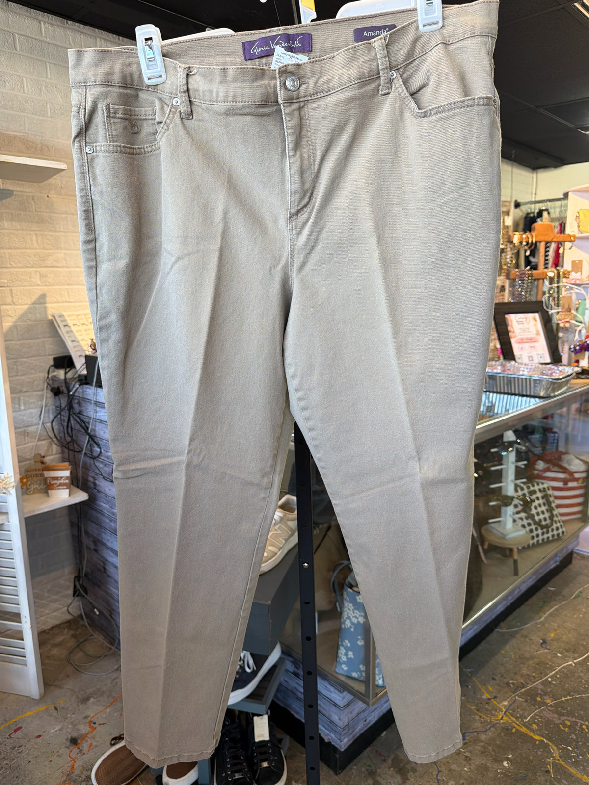 GLORIA VANDERBILT Plus Bottoms Size 18W Jeans