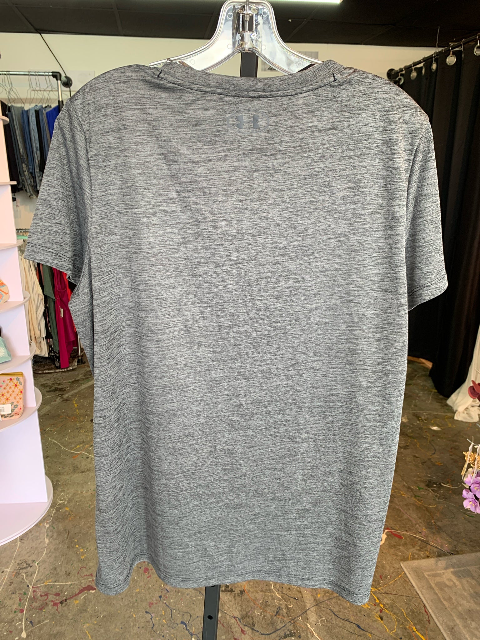 UNDER ARMOUR Plus Tops Size 2X Athletic Wear