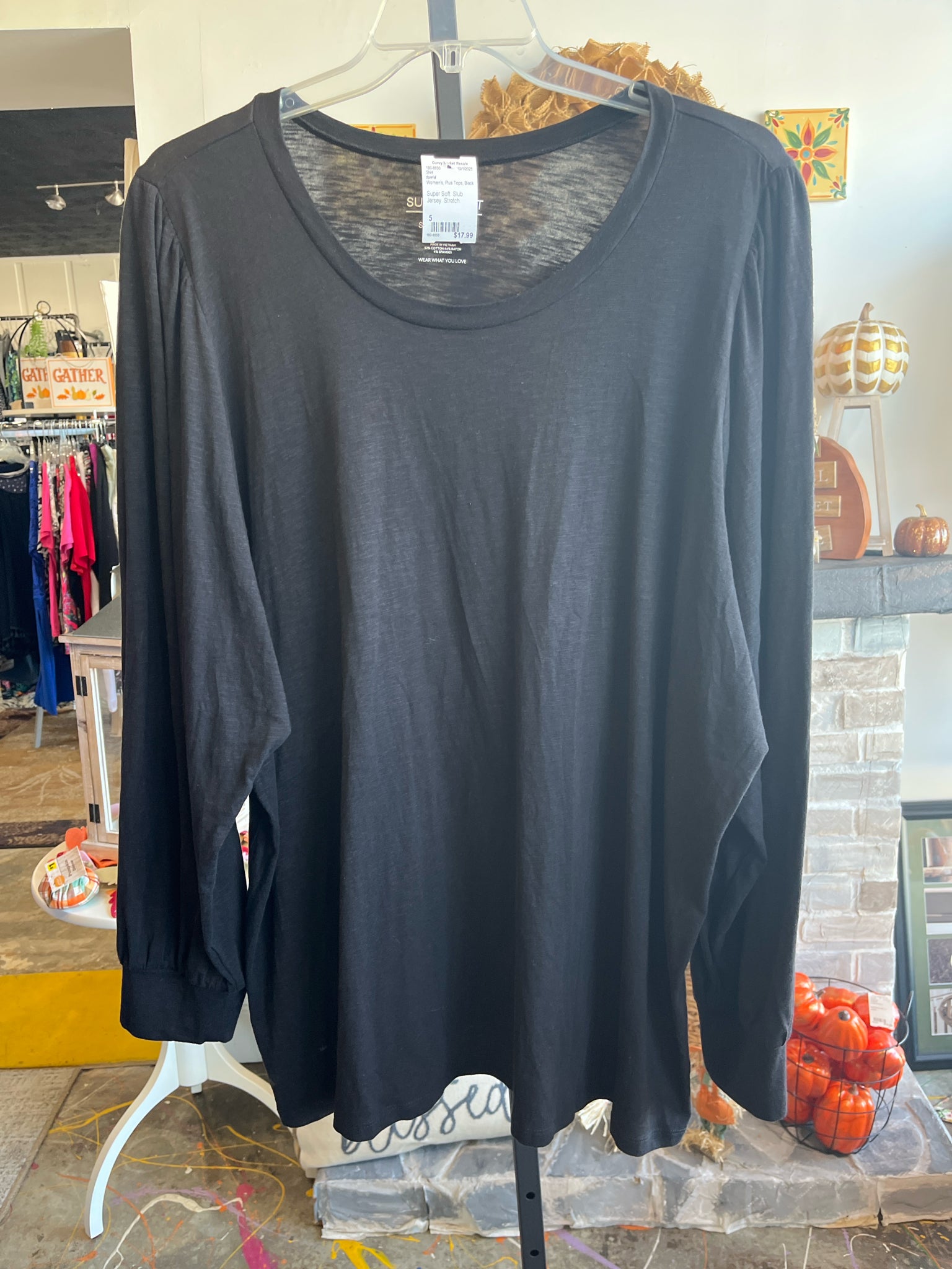 torrid Plus Tops Size 5 Shirt
