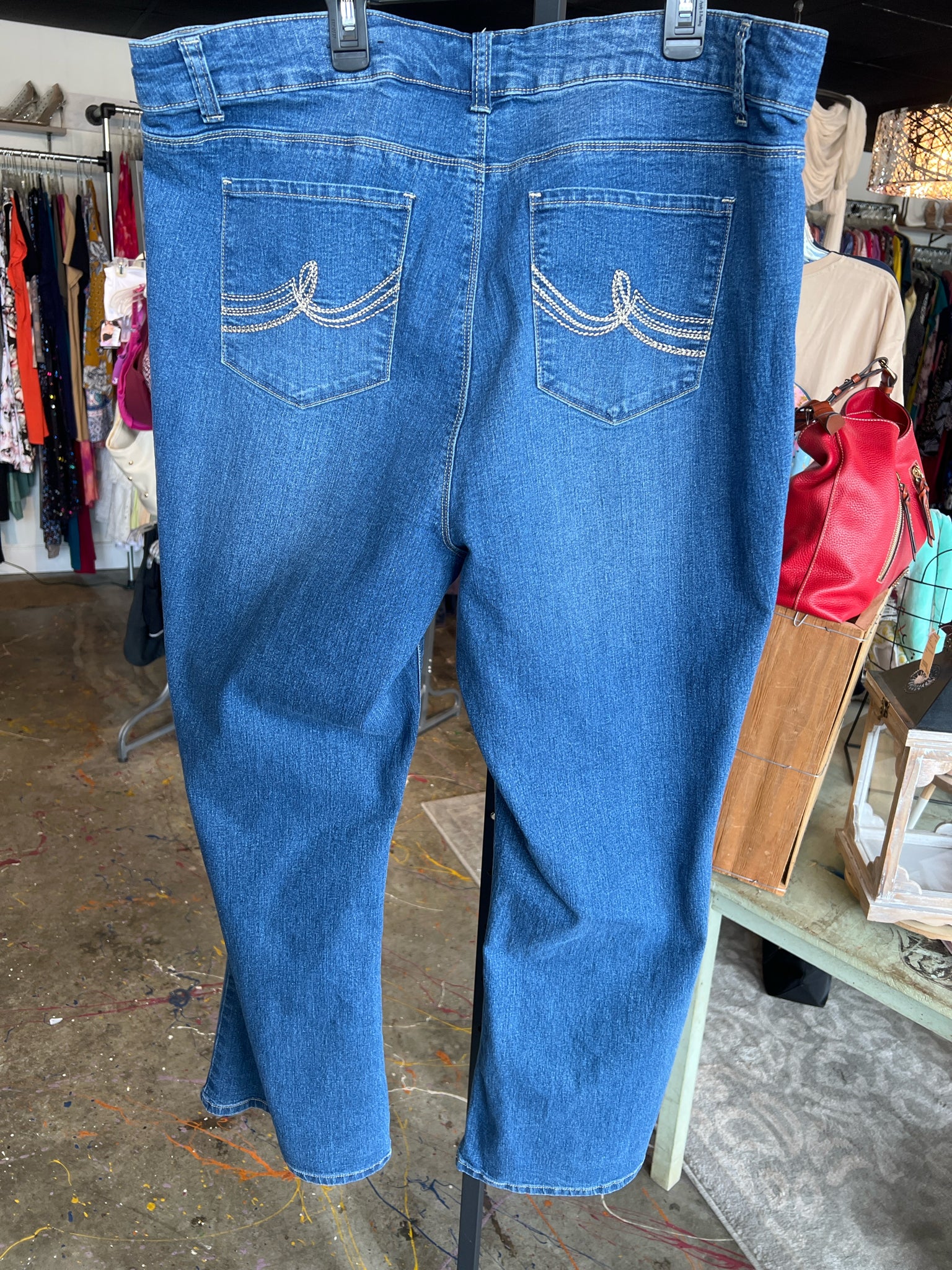 ROZ & ALI Plus Bottoms Size 20 Jeans