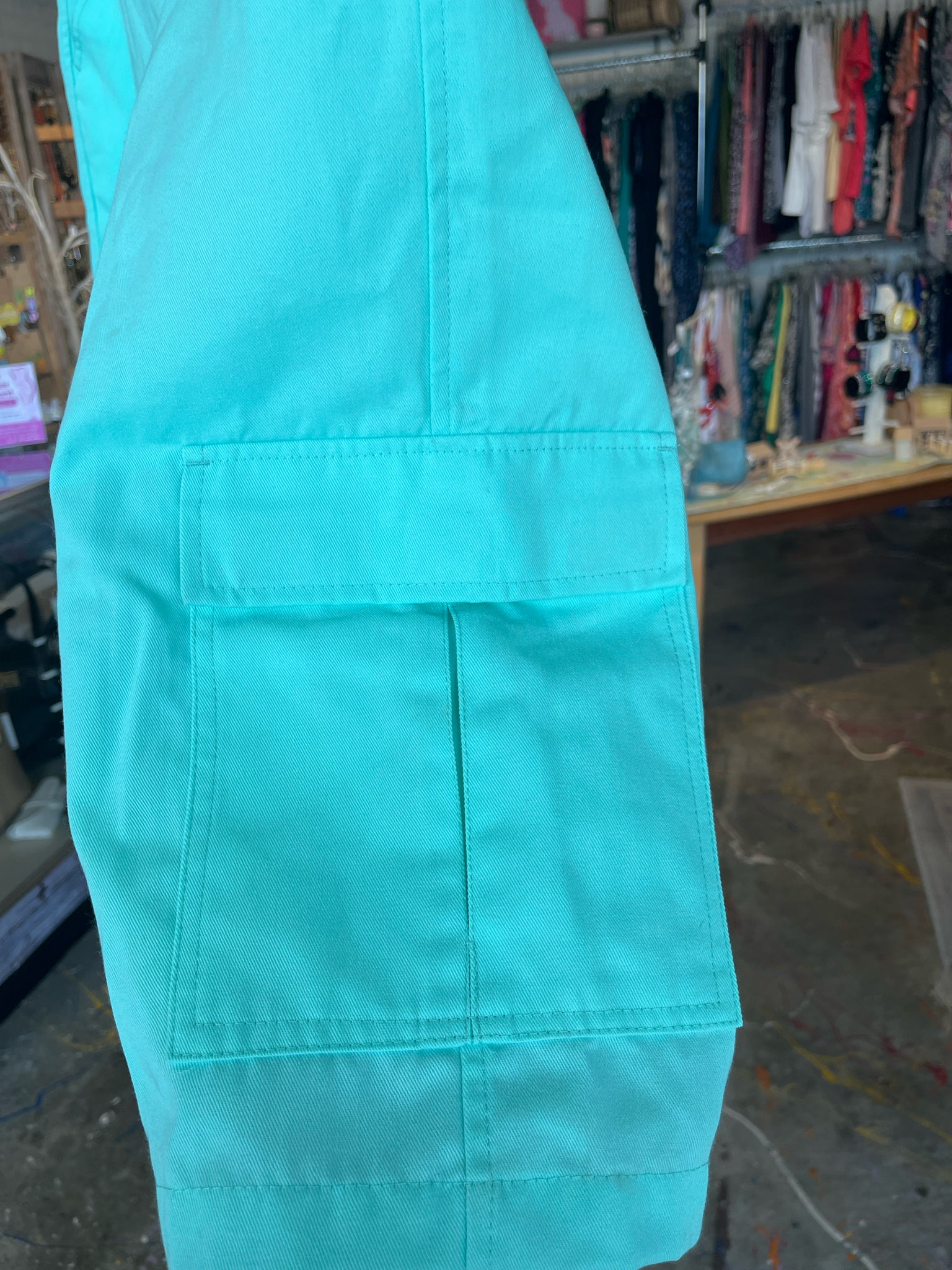 Red Iodine Men's Size 38 Mens Clothing Shorts