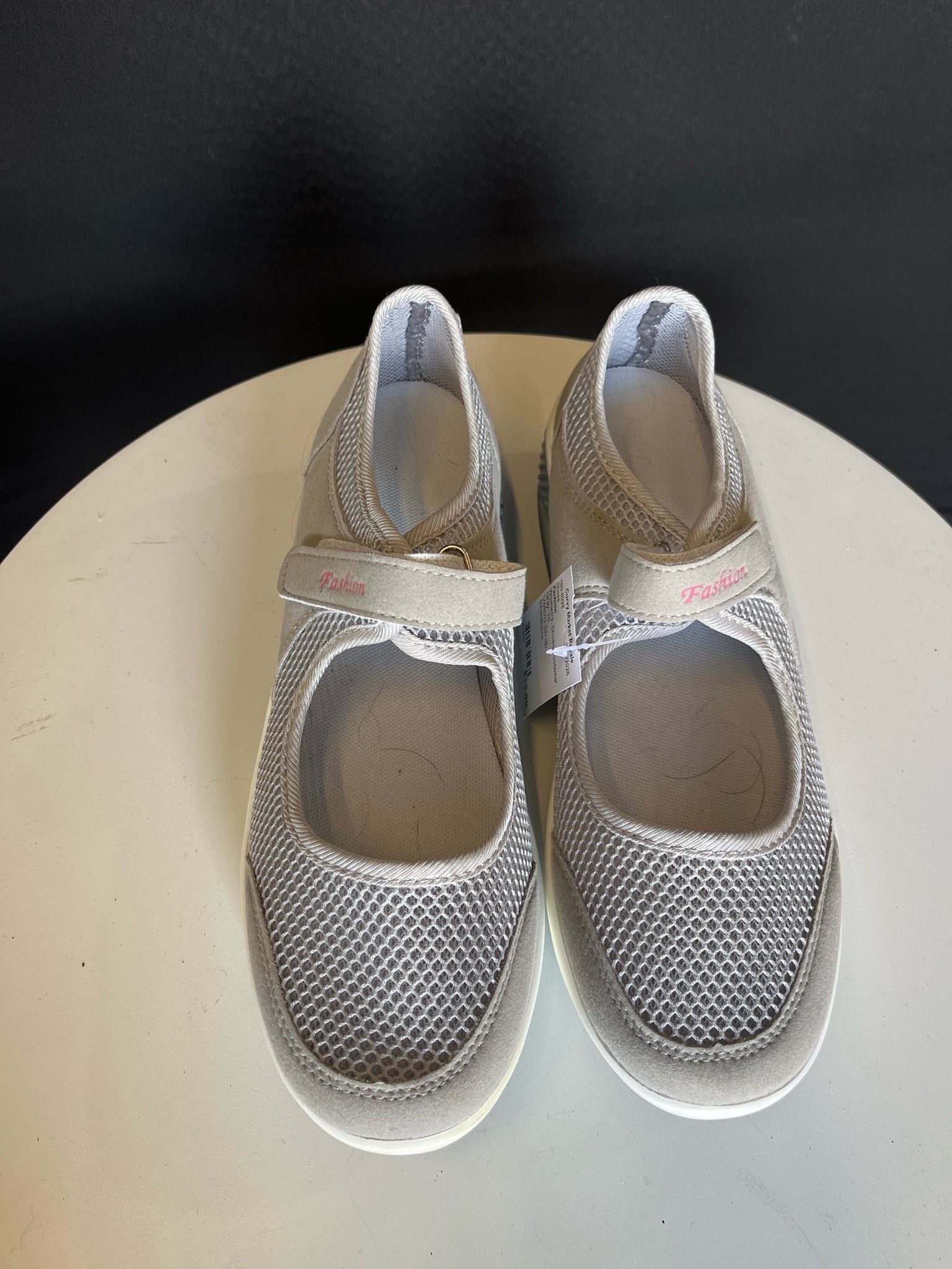 Fashion Shoes/Footwear 10 Shoes