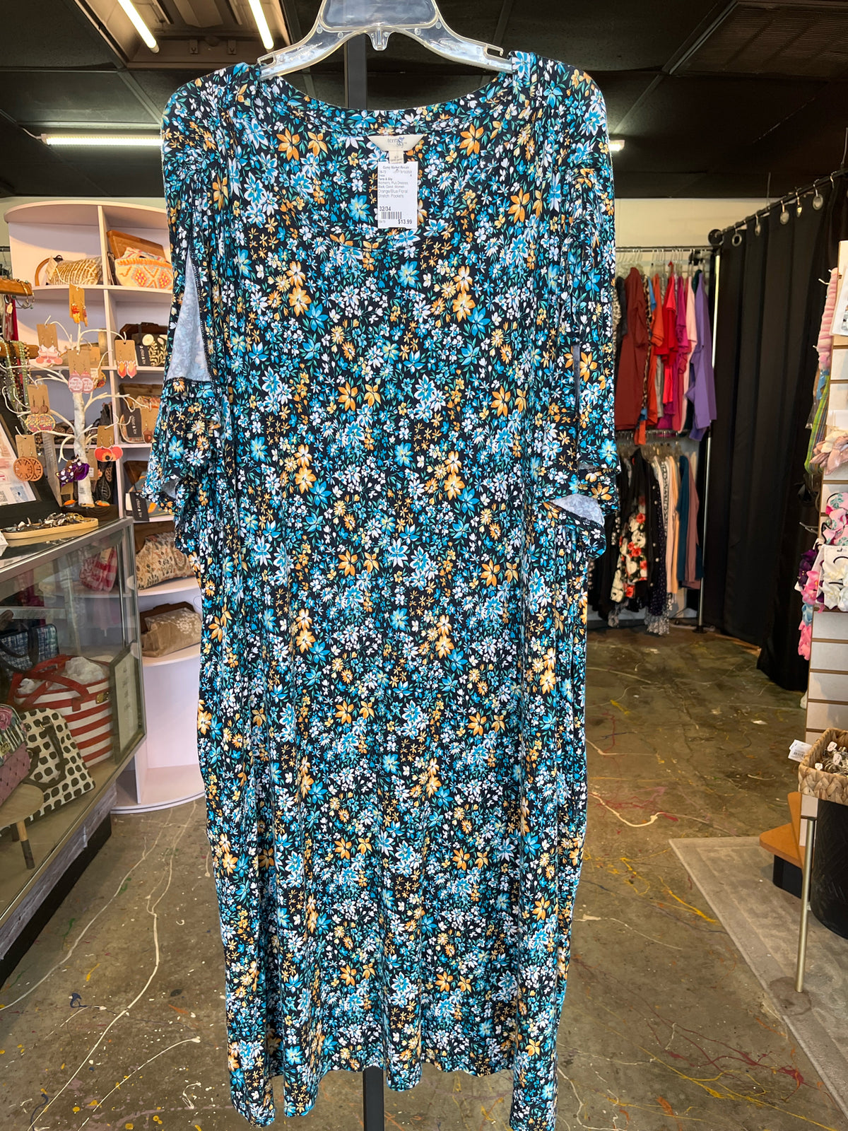 Terra & Sky Plus Dresses Size 32/34 Dress