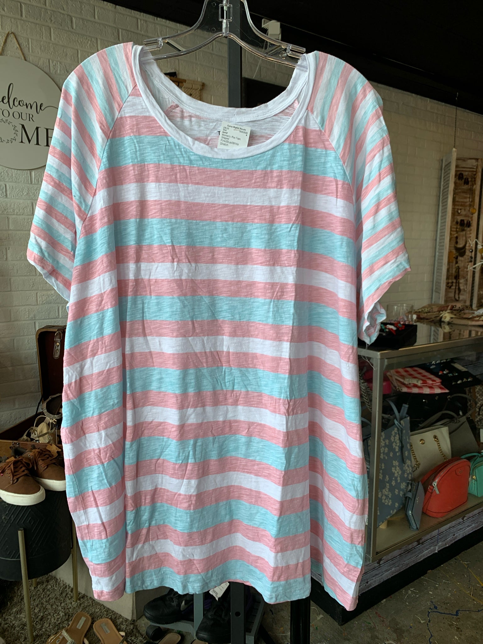 torrid Plus Tops Size 5 Shirt