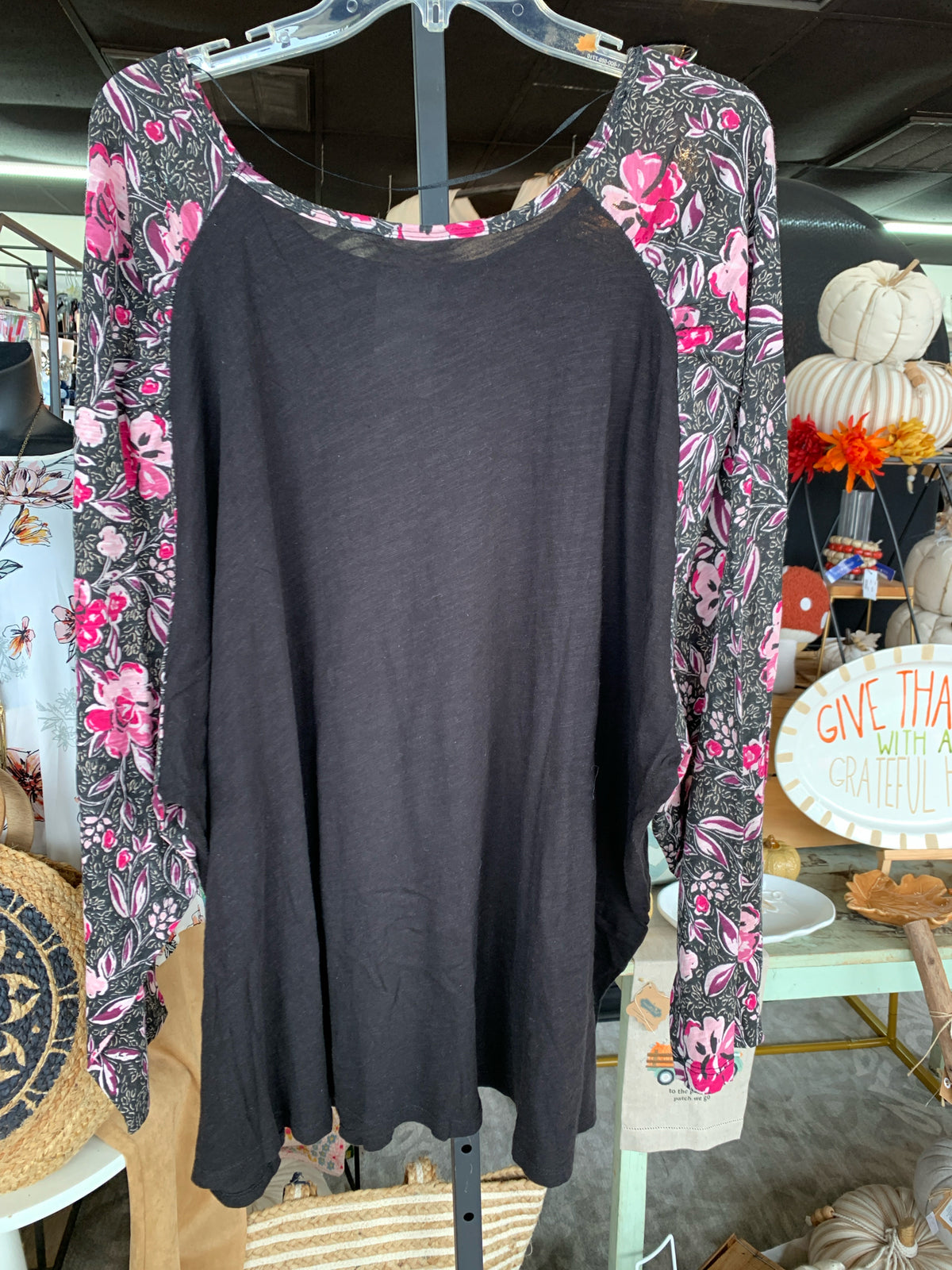 Terra & Sky Plus Tops Size 32/34 Shirt