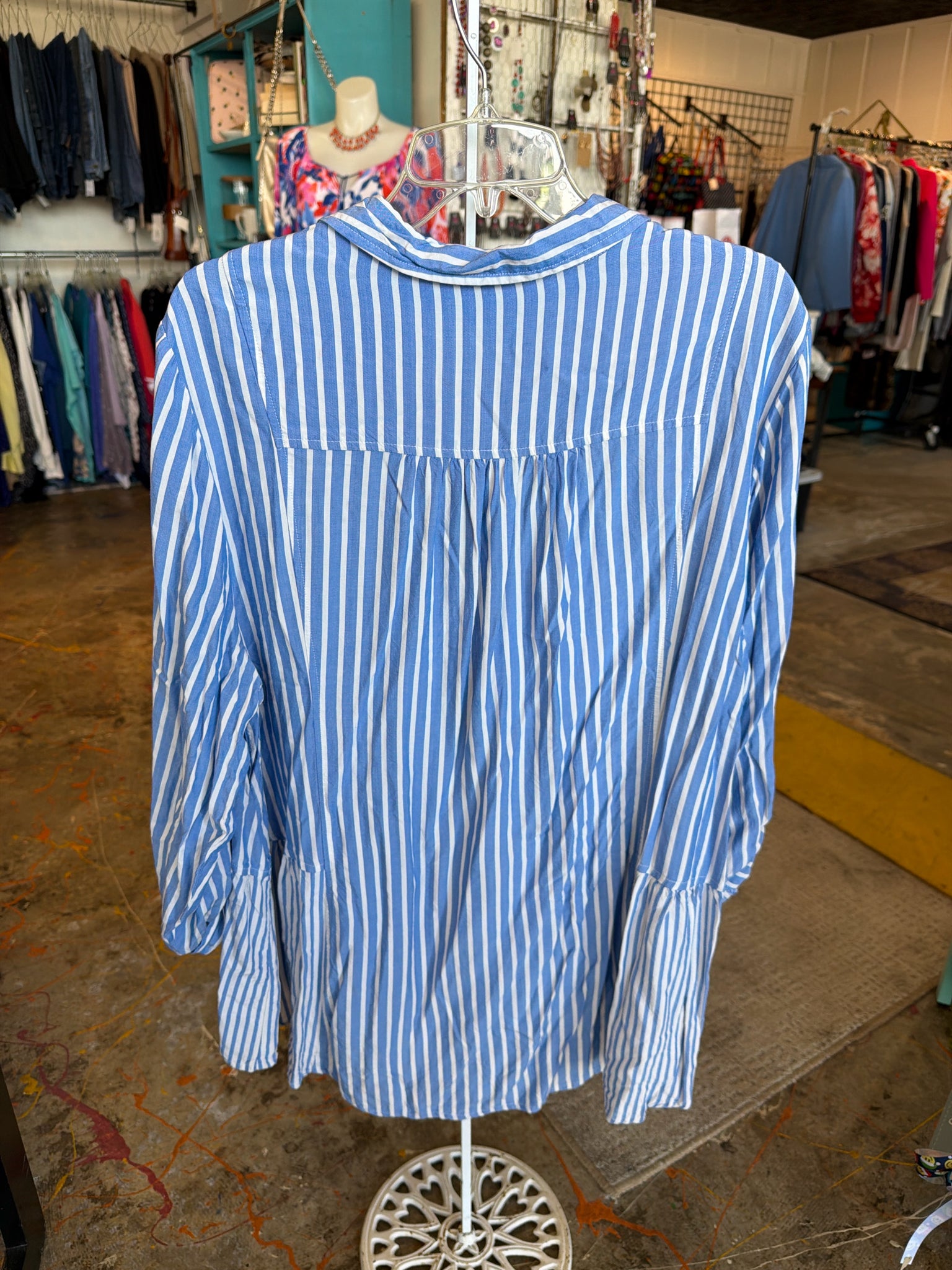 EST 1946 Plus Tops Size 22/24 Blouse