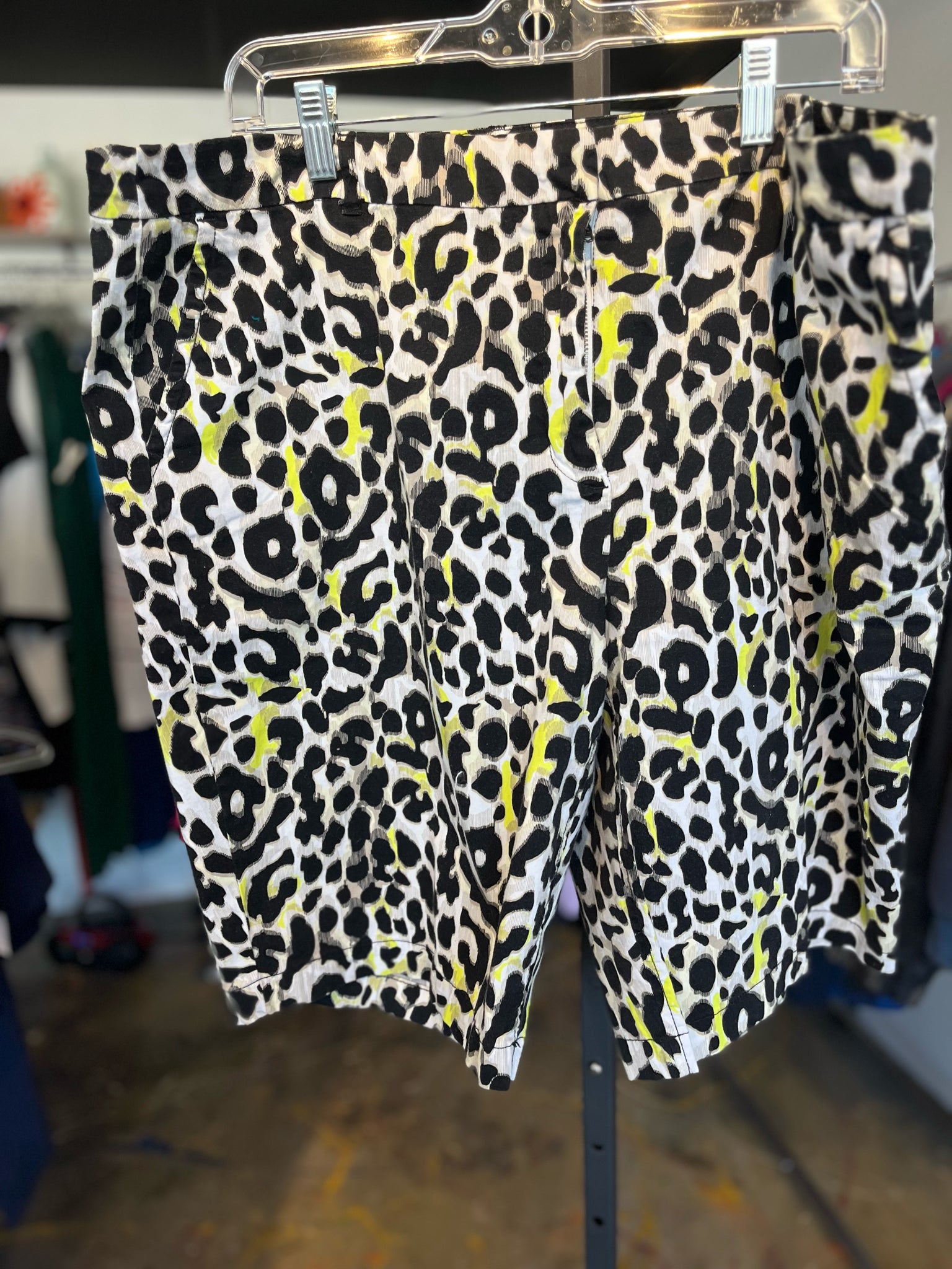 Size 20W MADISON Shorts